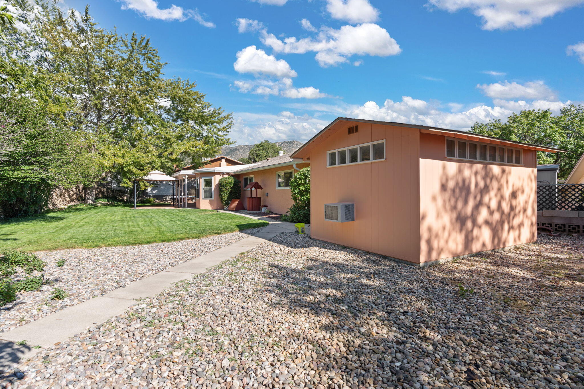 13601 VERBENA Place NE