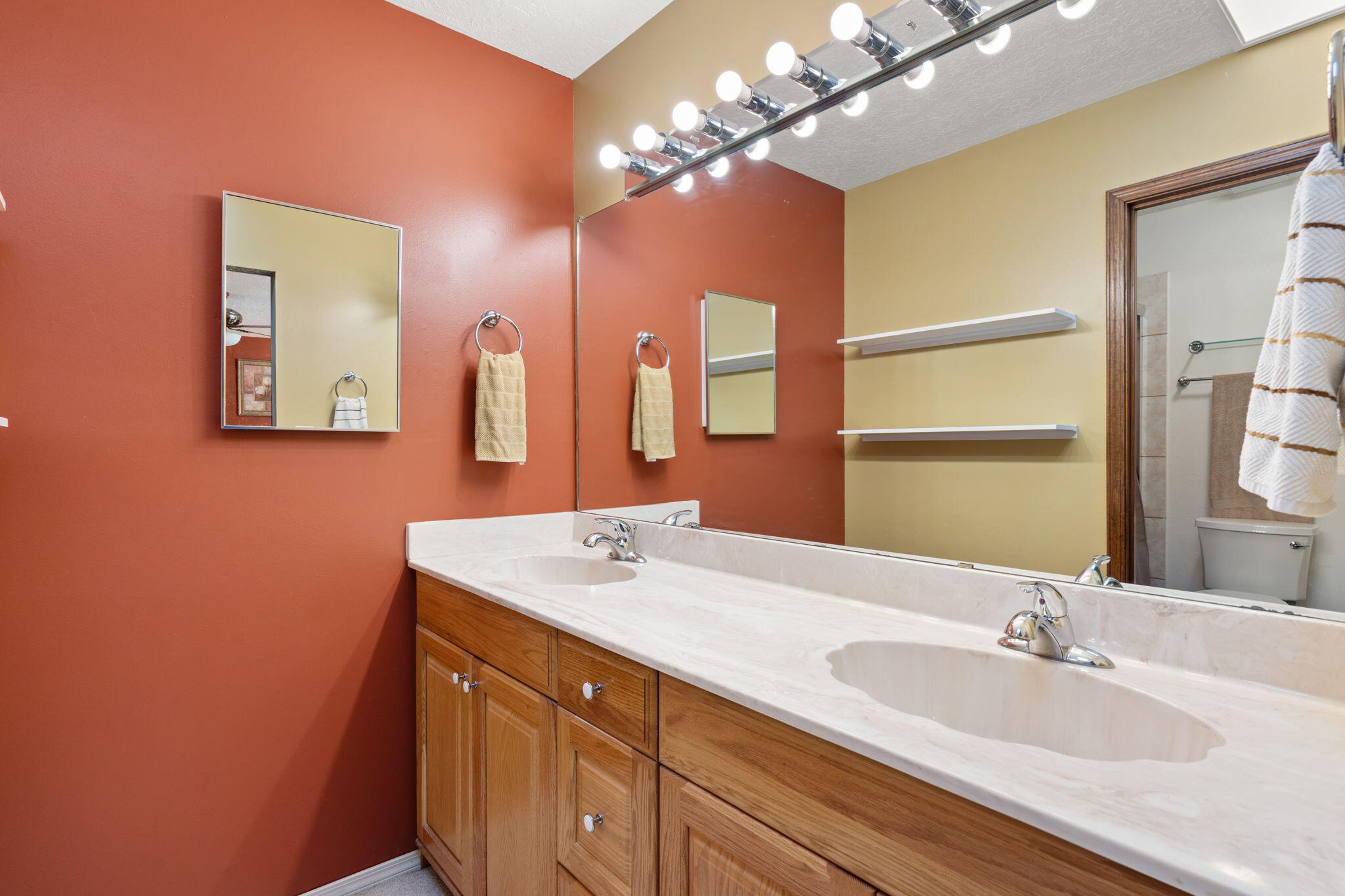 13601 VERBENA Place NE