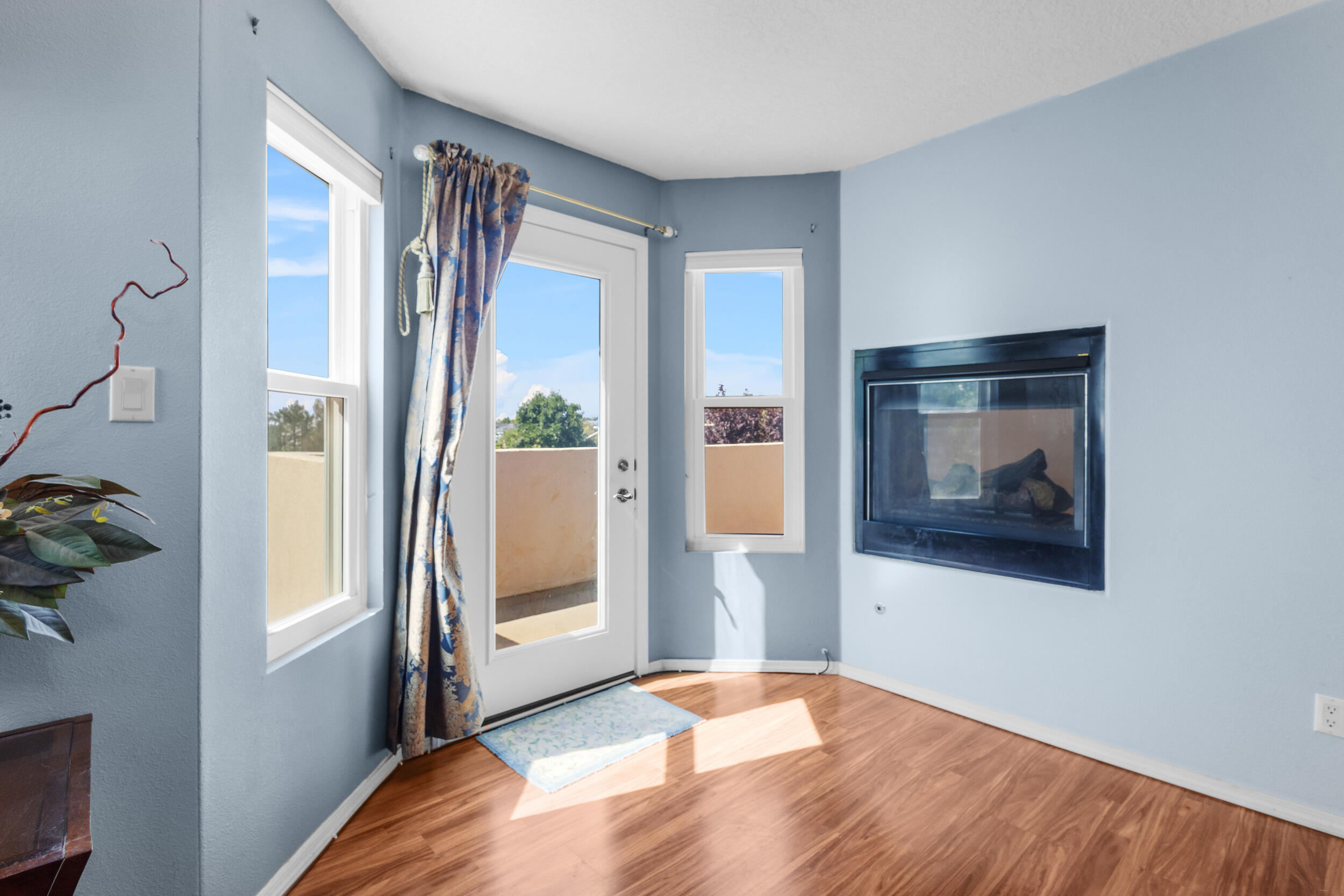 10345 Pintura Place NW