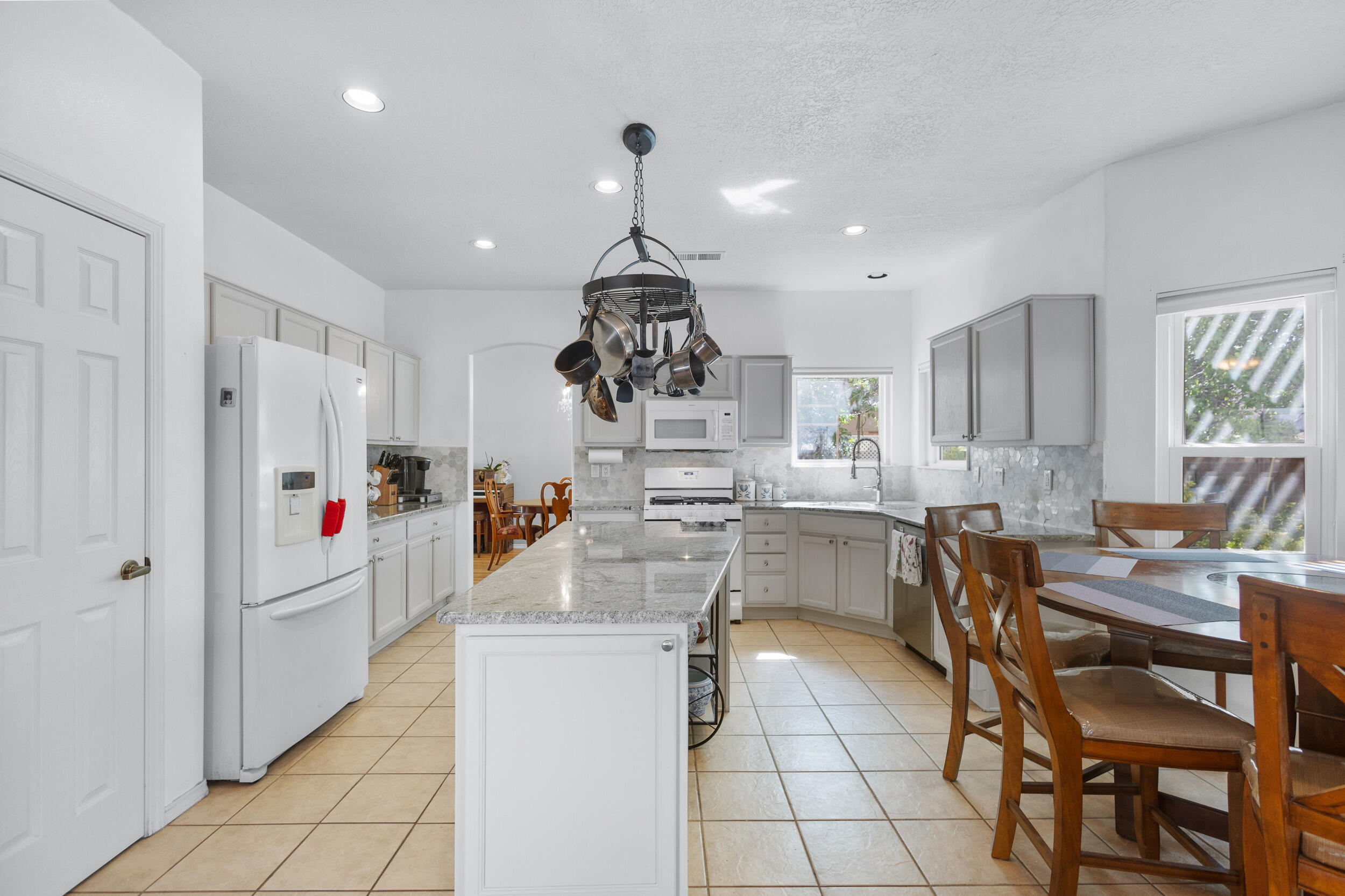 10345 Pintura Place NW