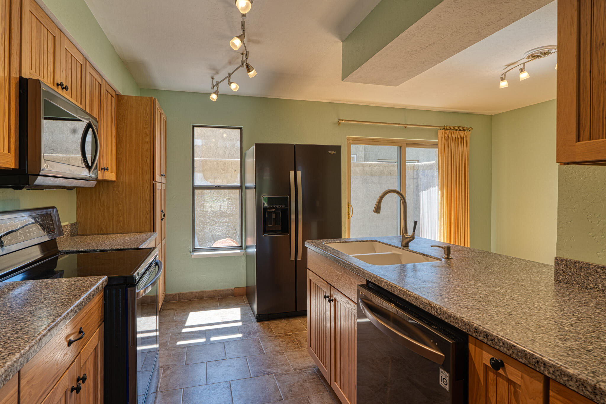 1816 TRAMWAY TERRACE Loop NE