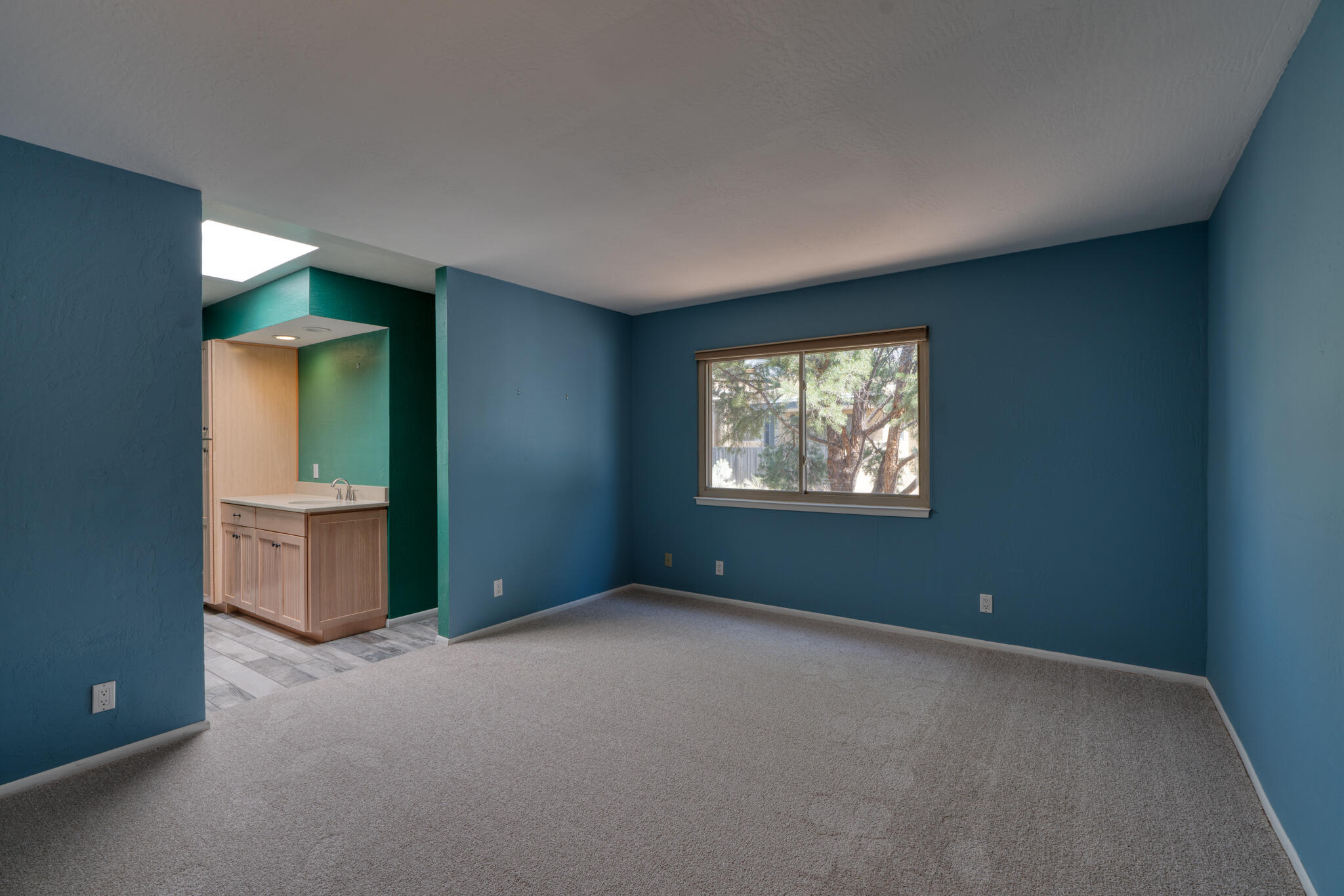 1816 TRAMWAY TERRACE Loop NE