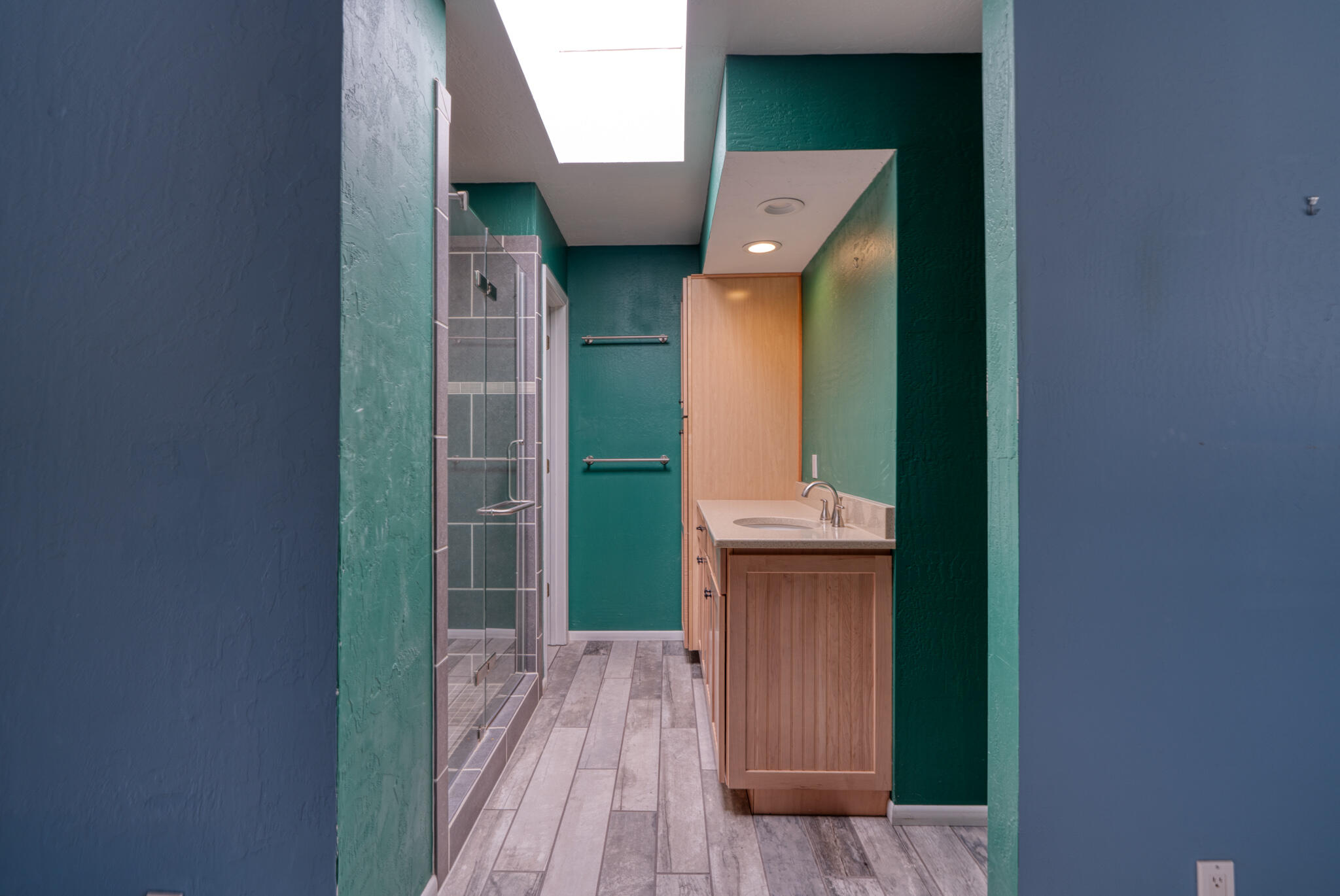 1816 TRAMWAY TERRACE Loop NE