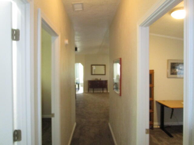 6 SKYLINE Court