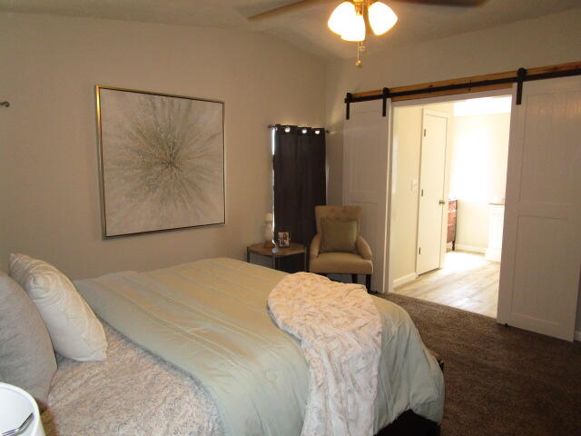 6 SKYLINE Court
