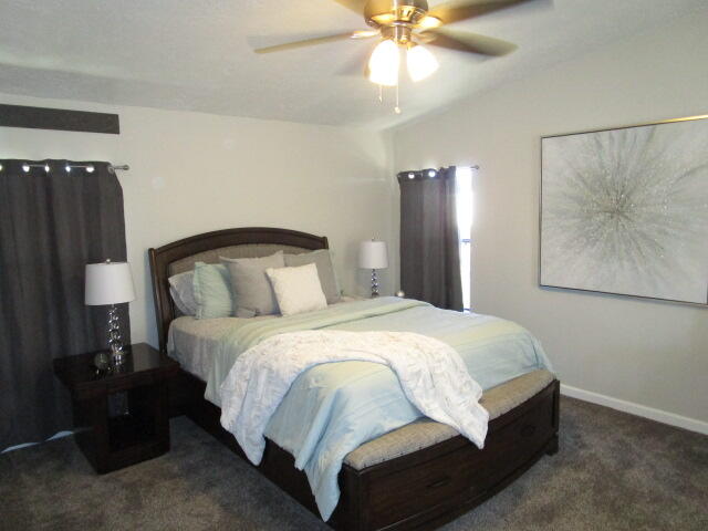 6 SKYLINE Court