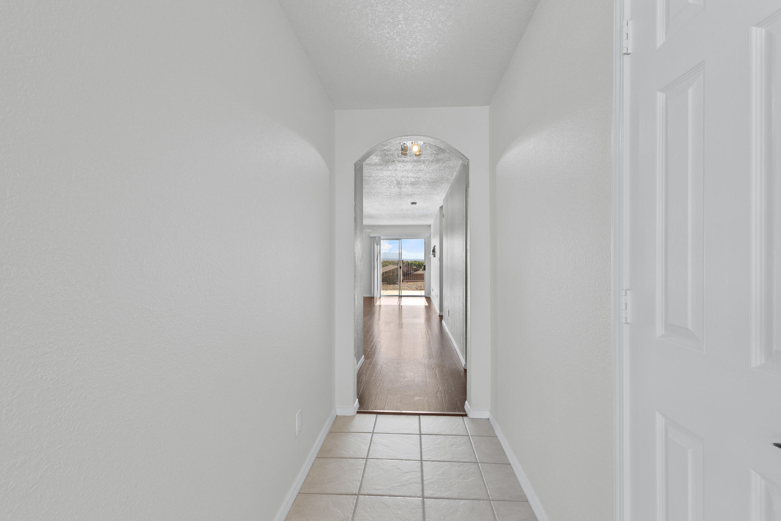 3828 OPHELIA Avenue NW