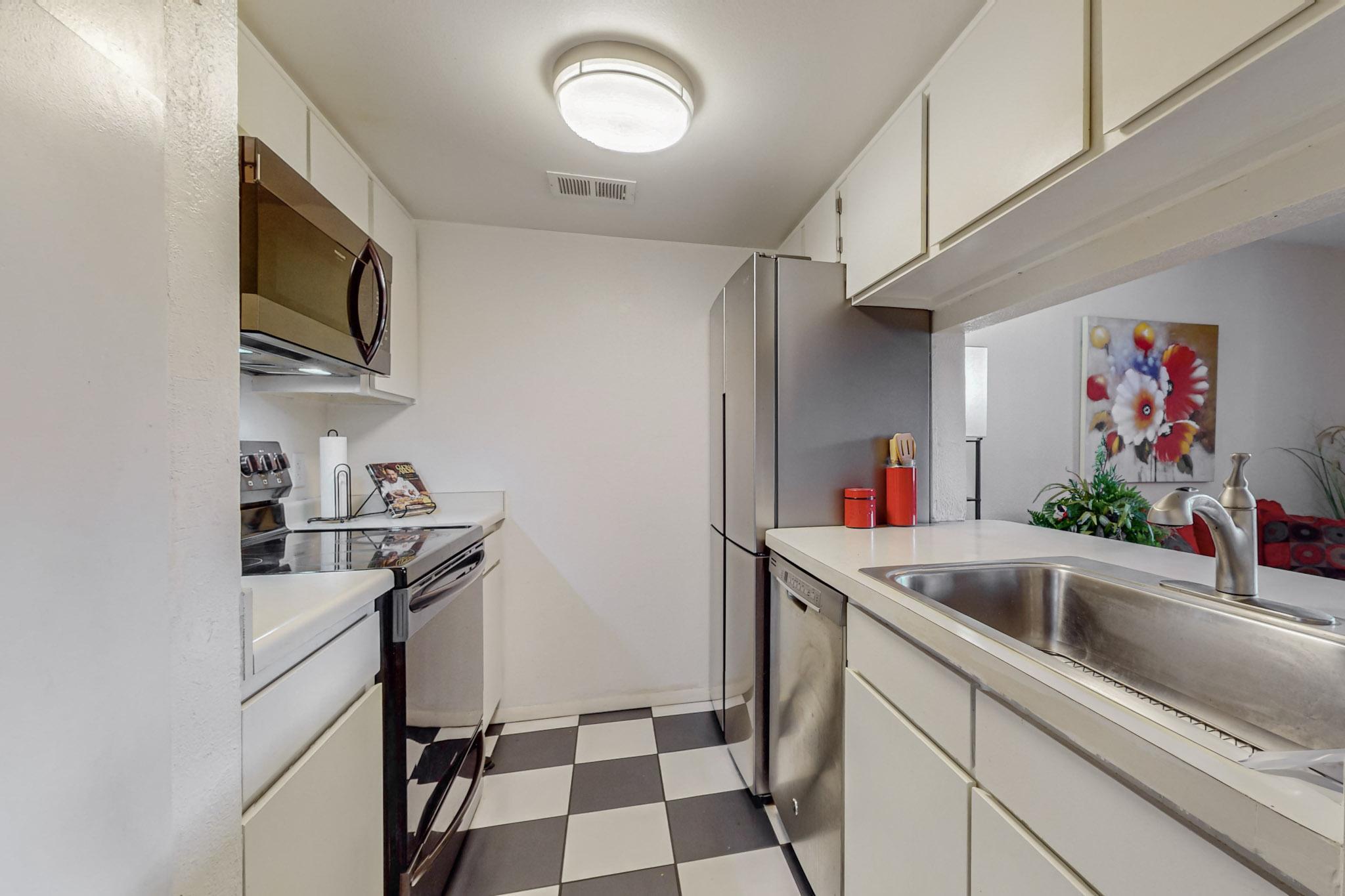 3501 JUAN TABO Boulevard NE M3