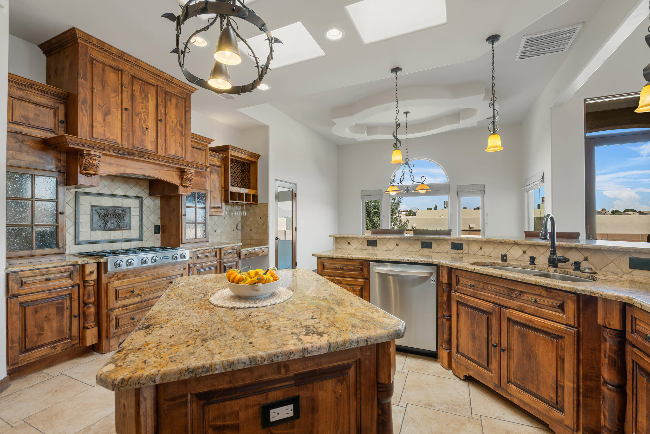 4601 BUTLER Avenue NW