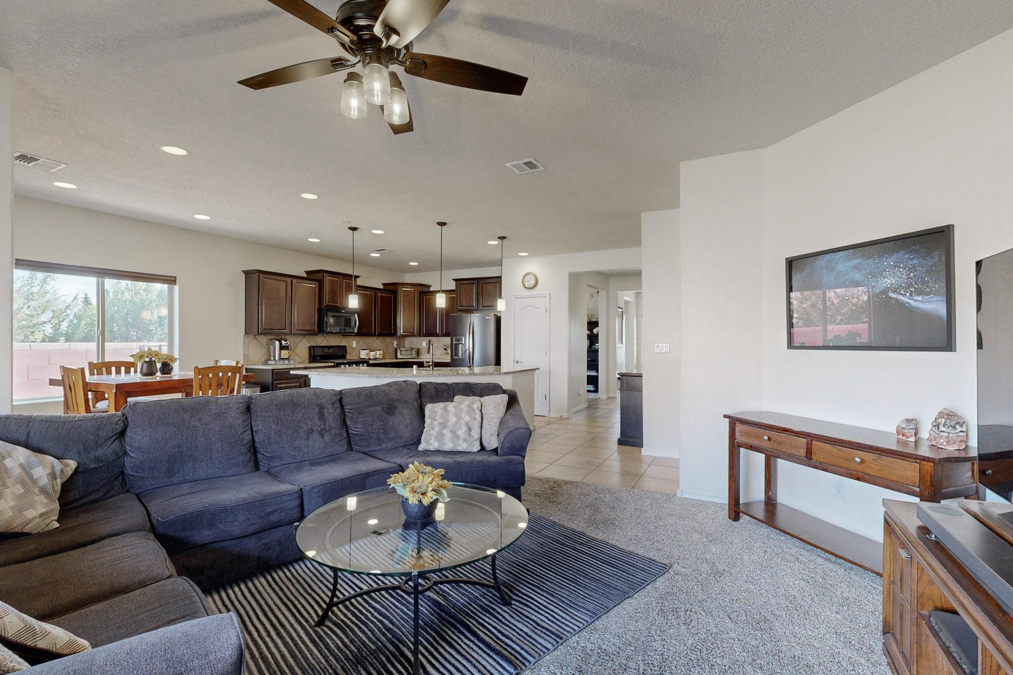 3833 PUENTA ALTO Avenue NE