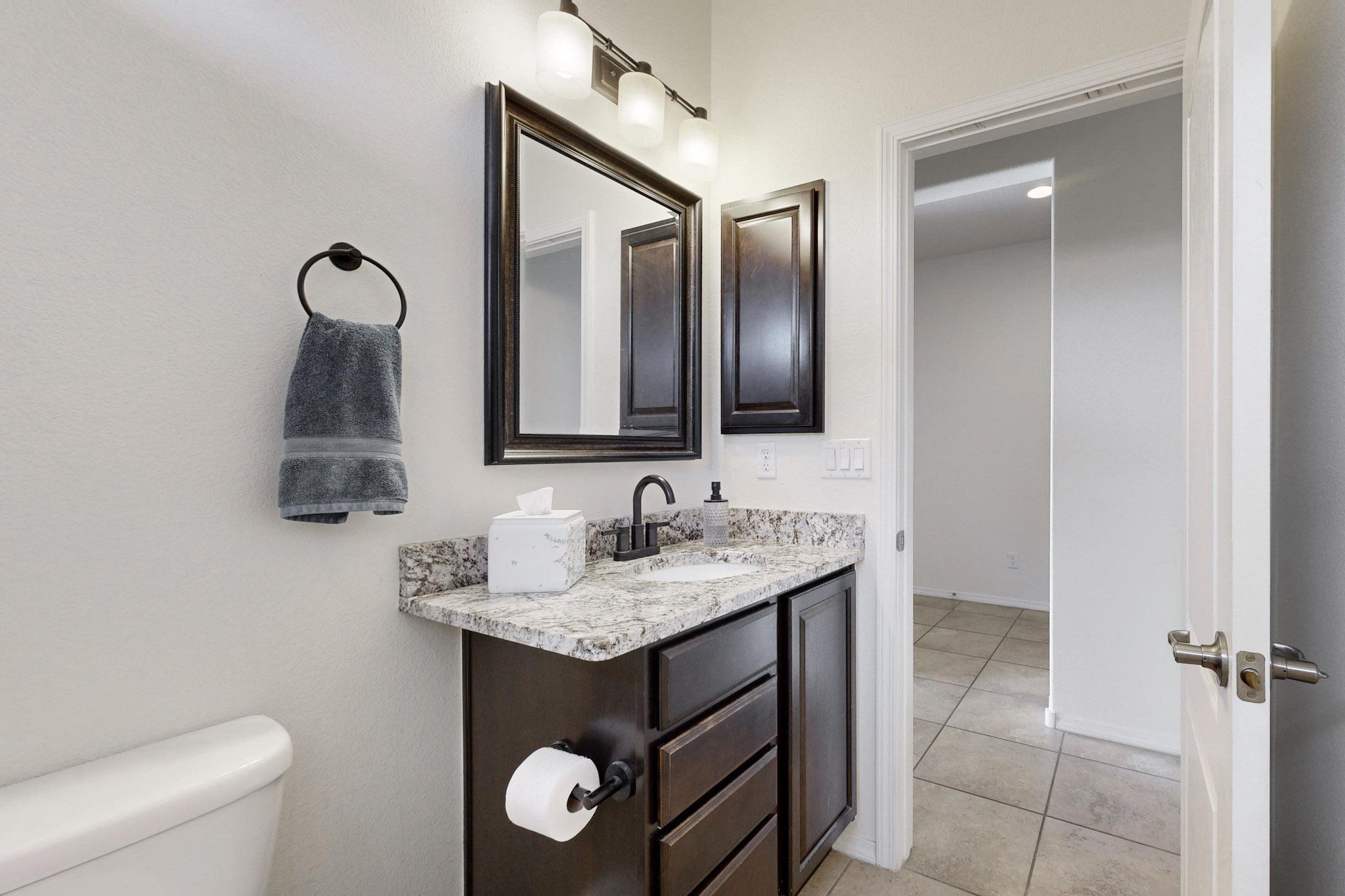 3833 PUENTA ALTO Avenue NE