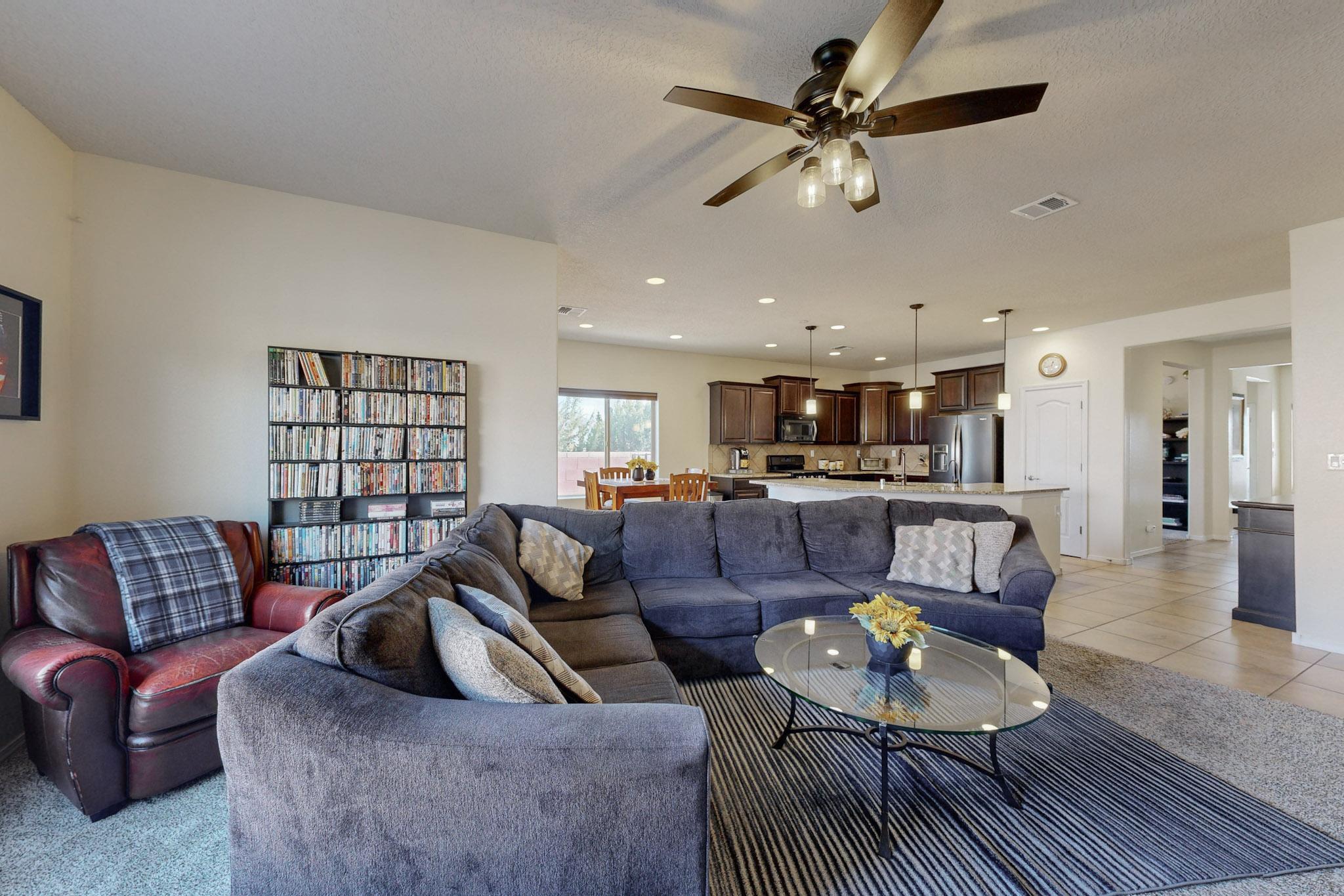 3833 PUENTA ALTO Avenue NE