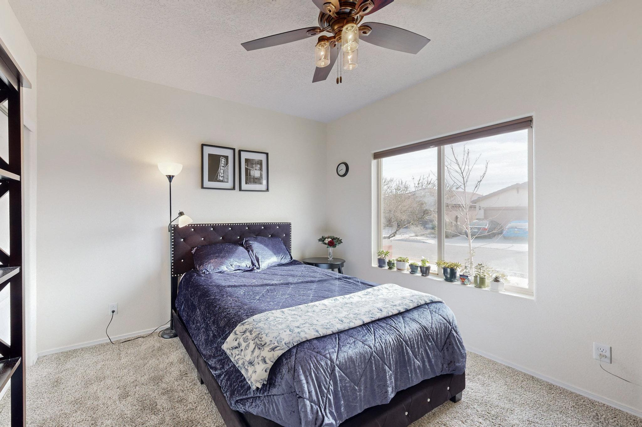 3833 PUENTA ALTO Avenue NE