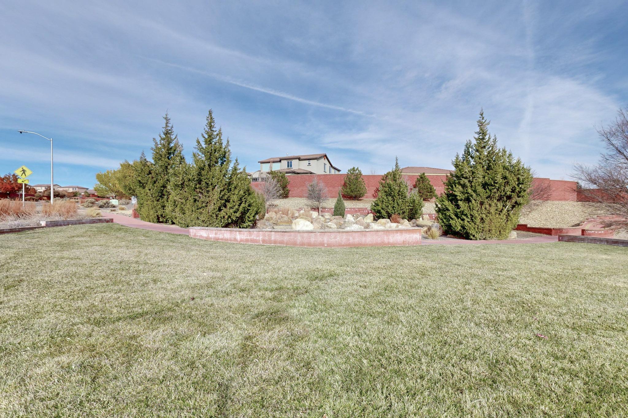 3833 PUENTA ALTO Avenue NE