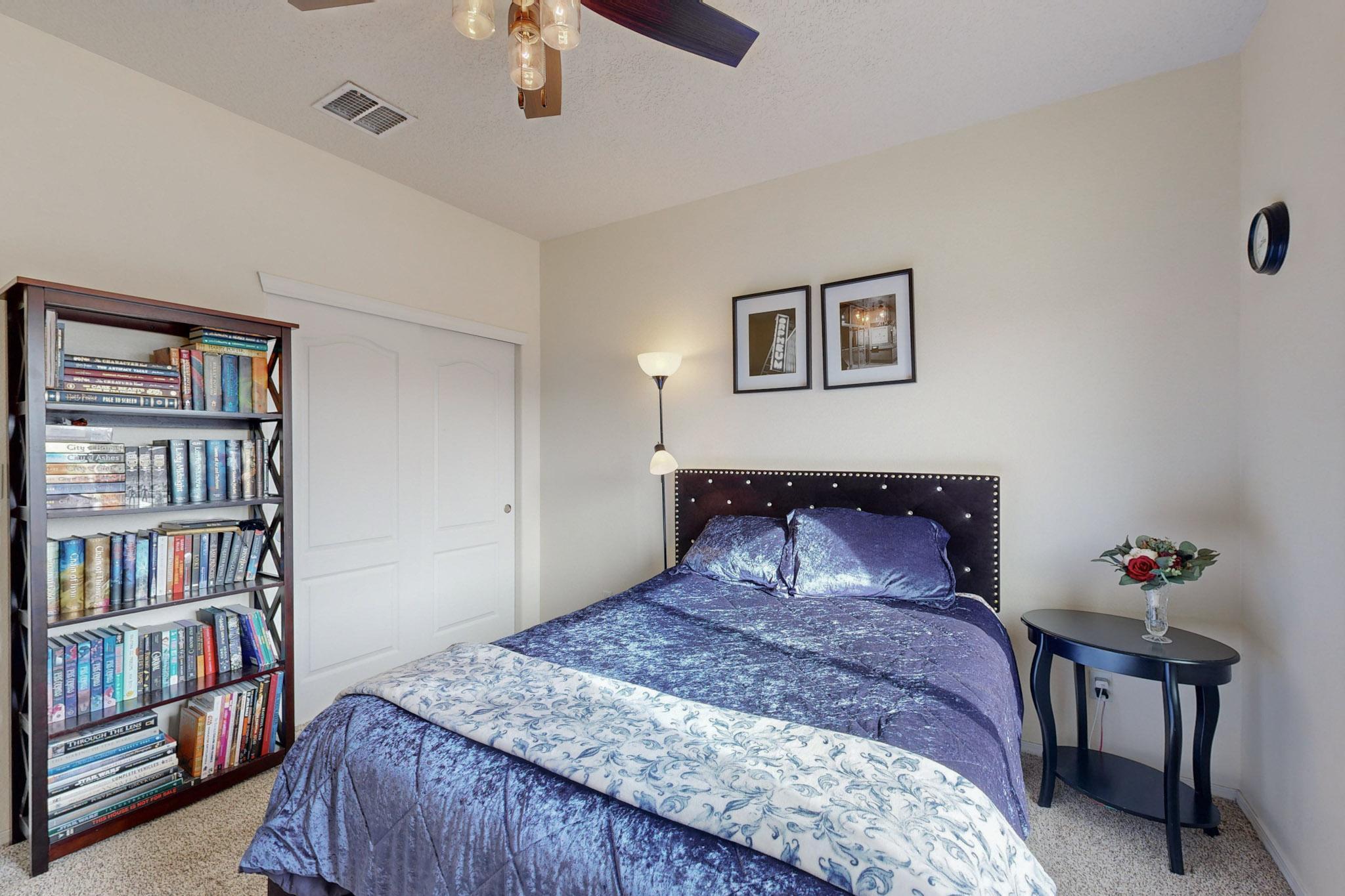 3833 PUENTA ALTO Avenue NE