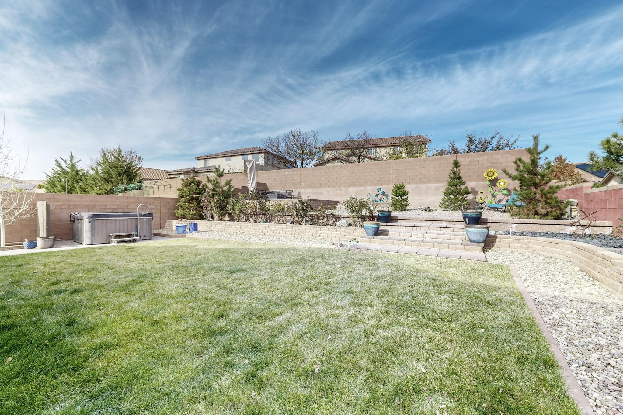 3833 PUENTA ALTO Avenue NE