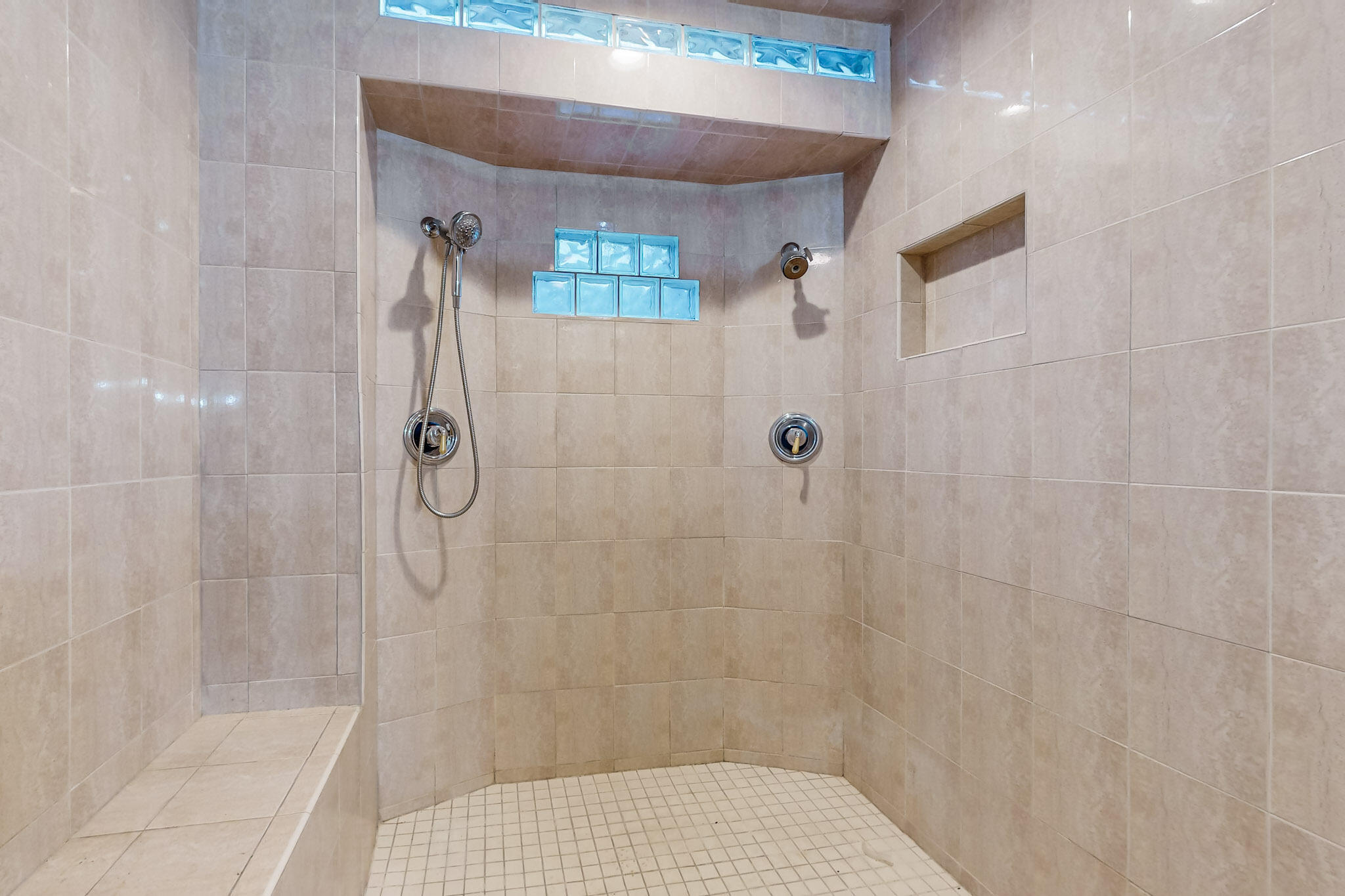 4232 INDIAN SPRINGS Drive NE