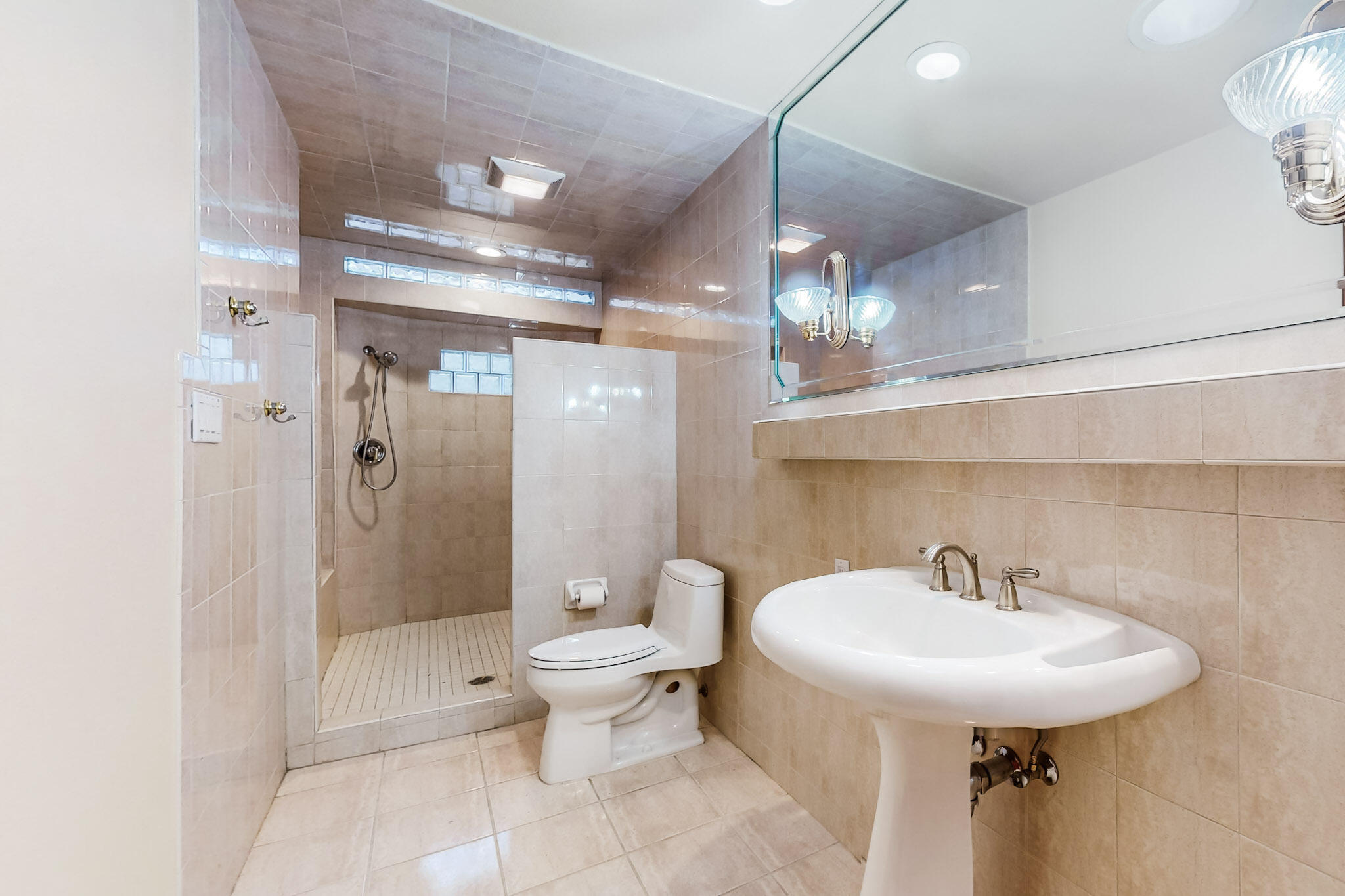 4232 INDIAN SPRINGS Drive NE