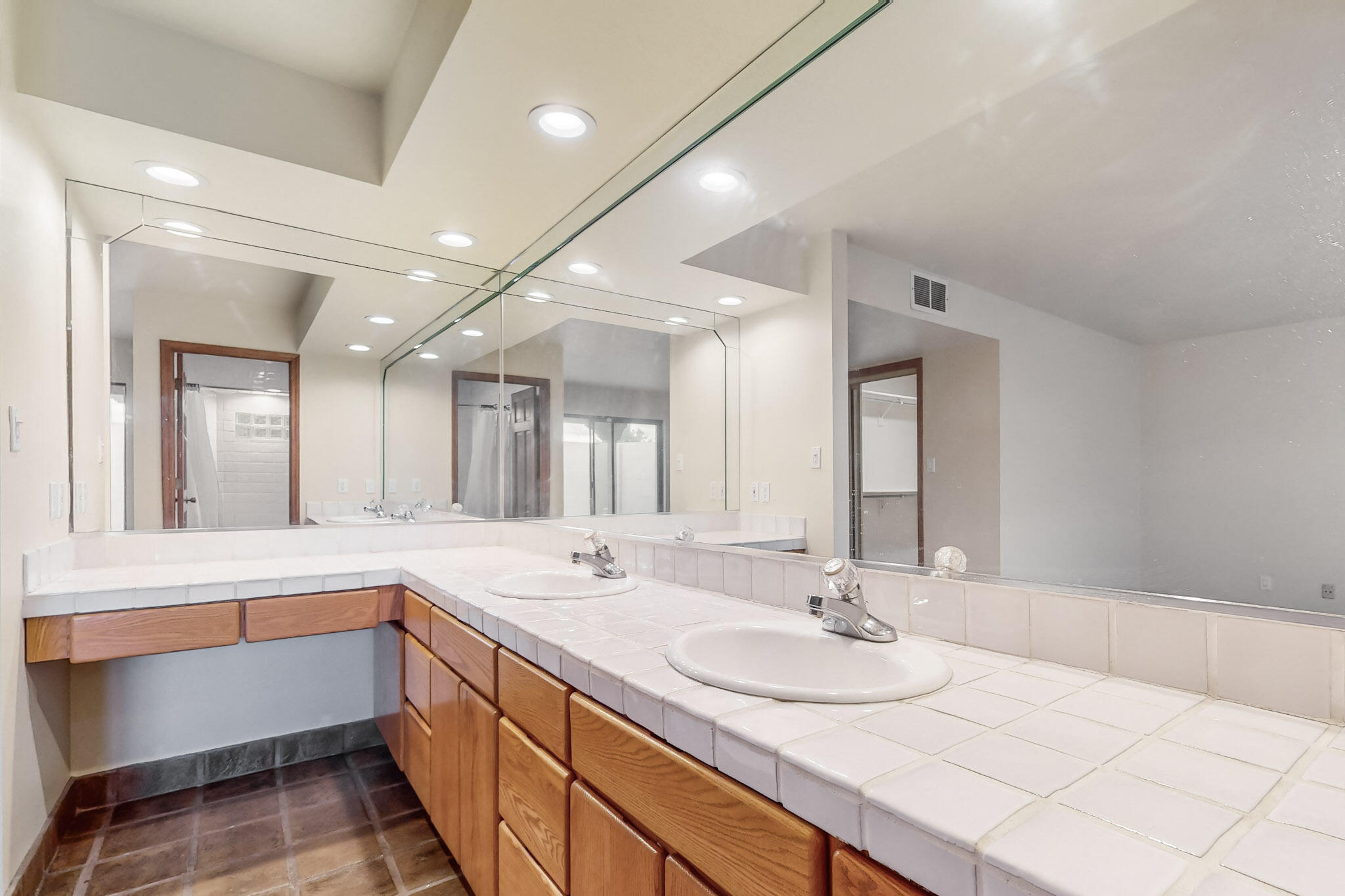 4232 INDIAN SPRINGS Drive NE