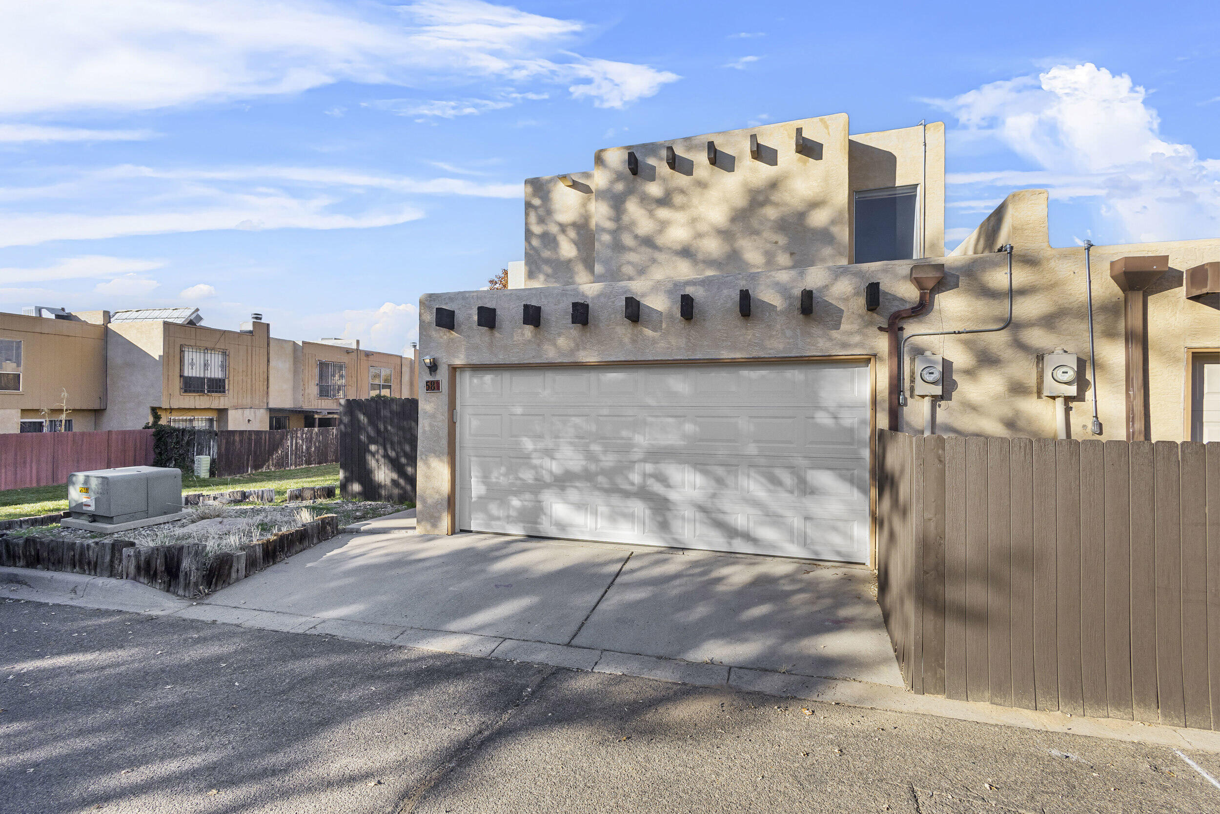 58 Plaza De la Noche NE