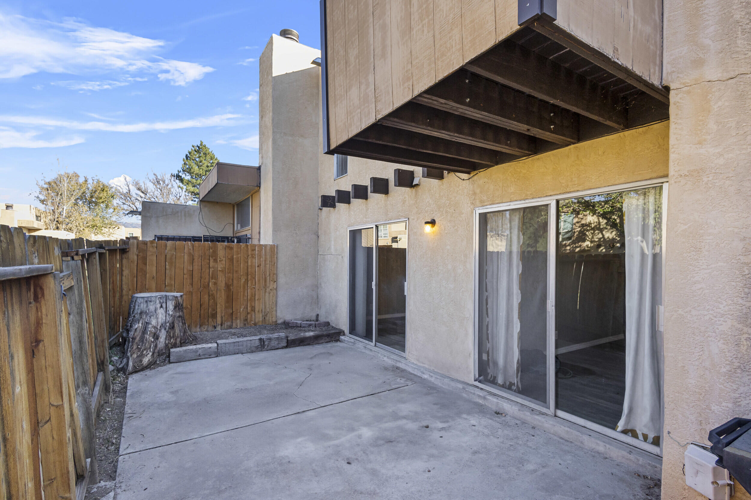 58 Plaza De la Noche NE