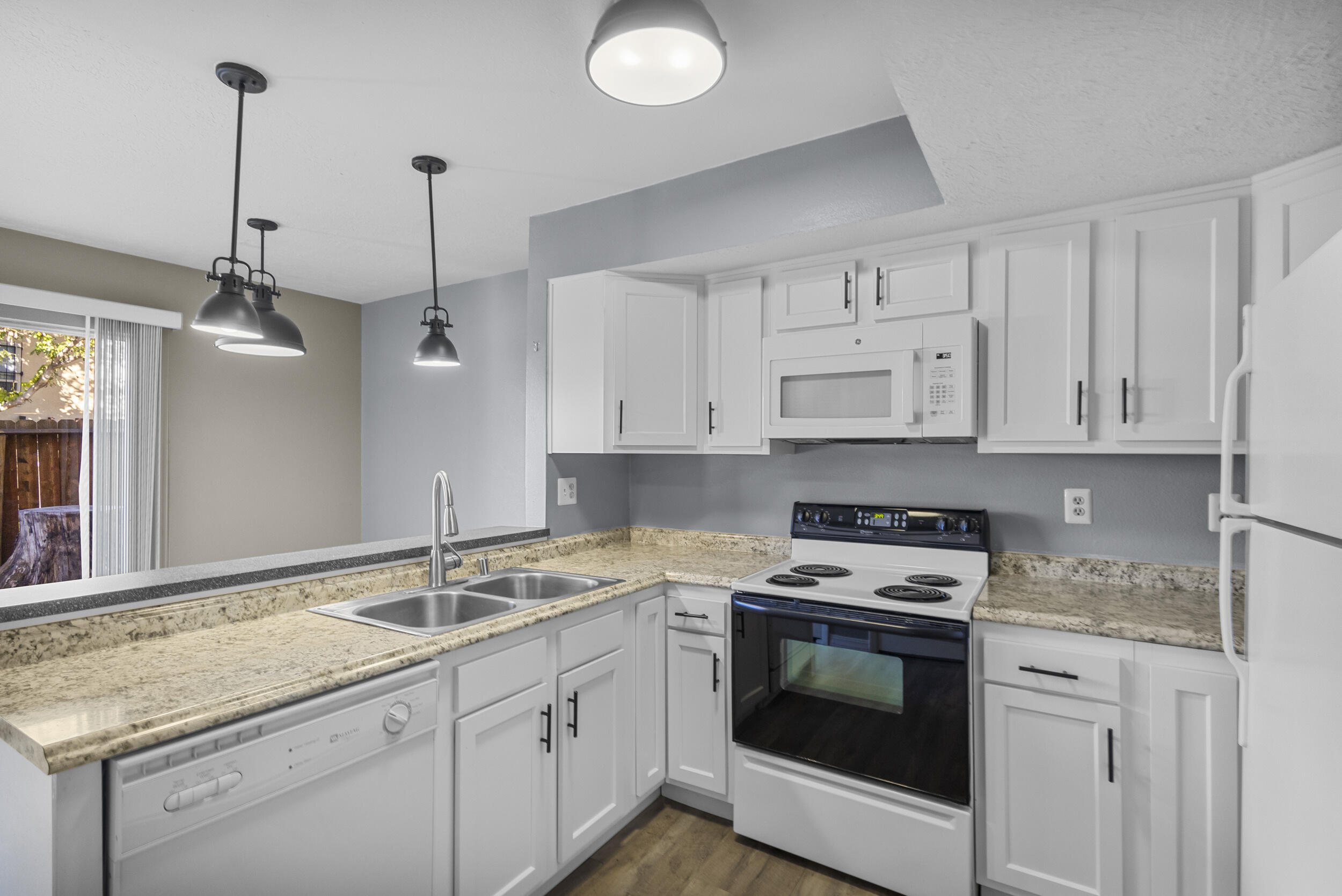 58 Plaza De la Noche NE