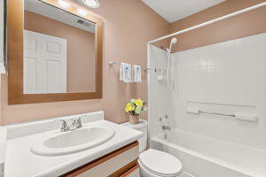 1336 REBECCA Road NE