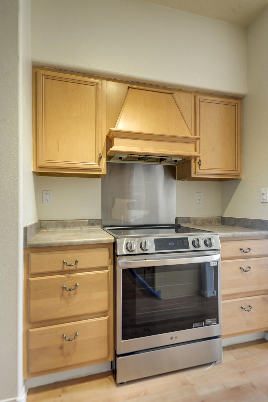 7224 CASCADA Road NW