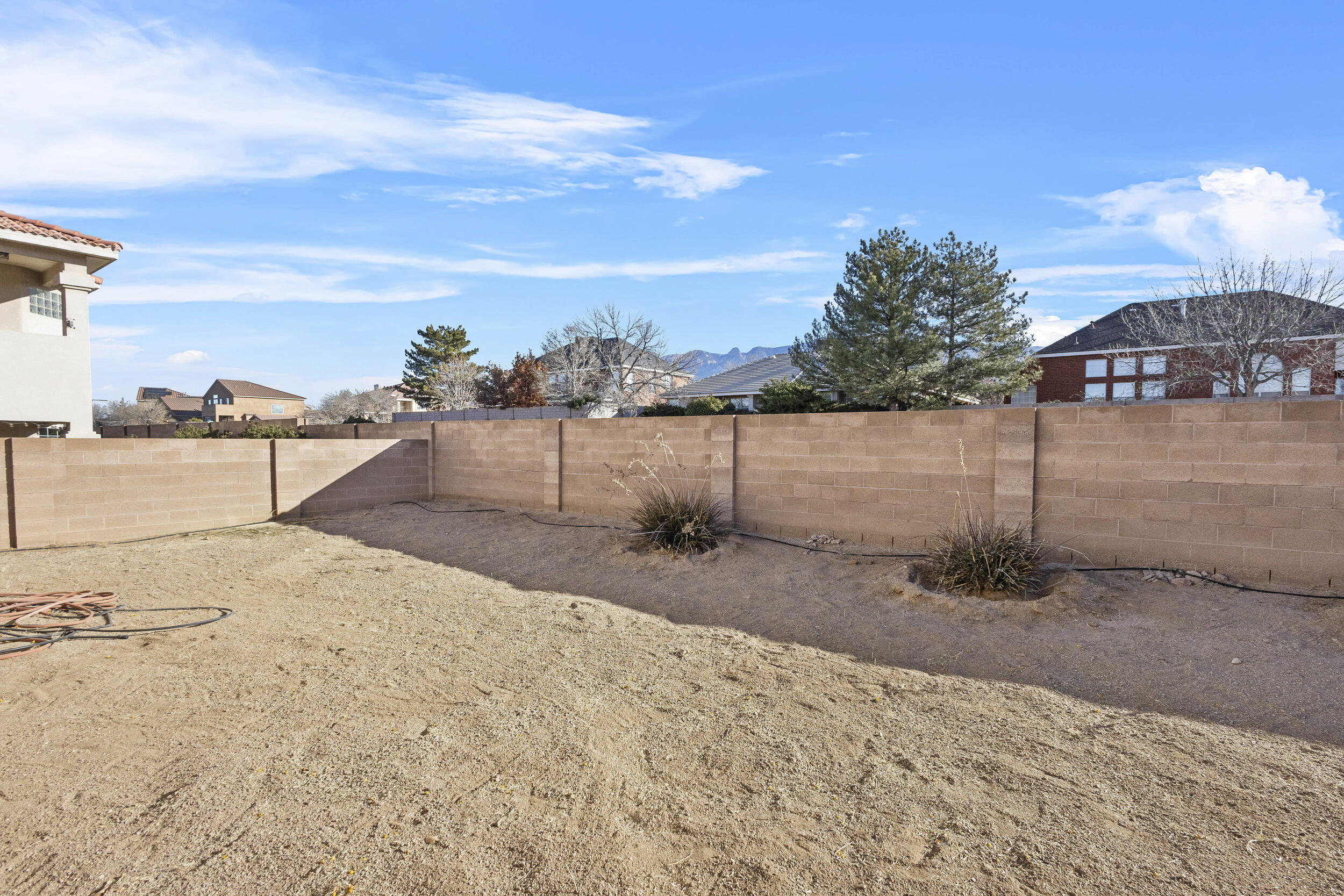 8608 Tierra Bonita Place NE