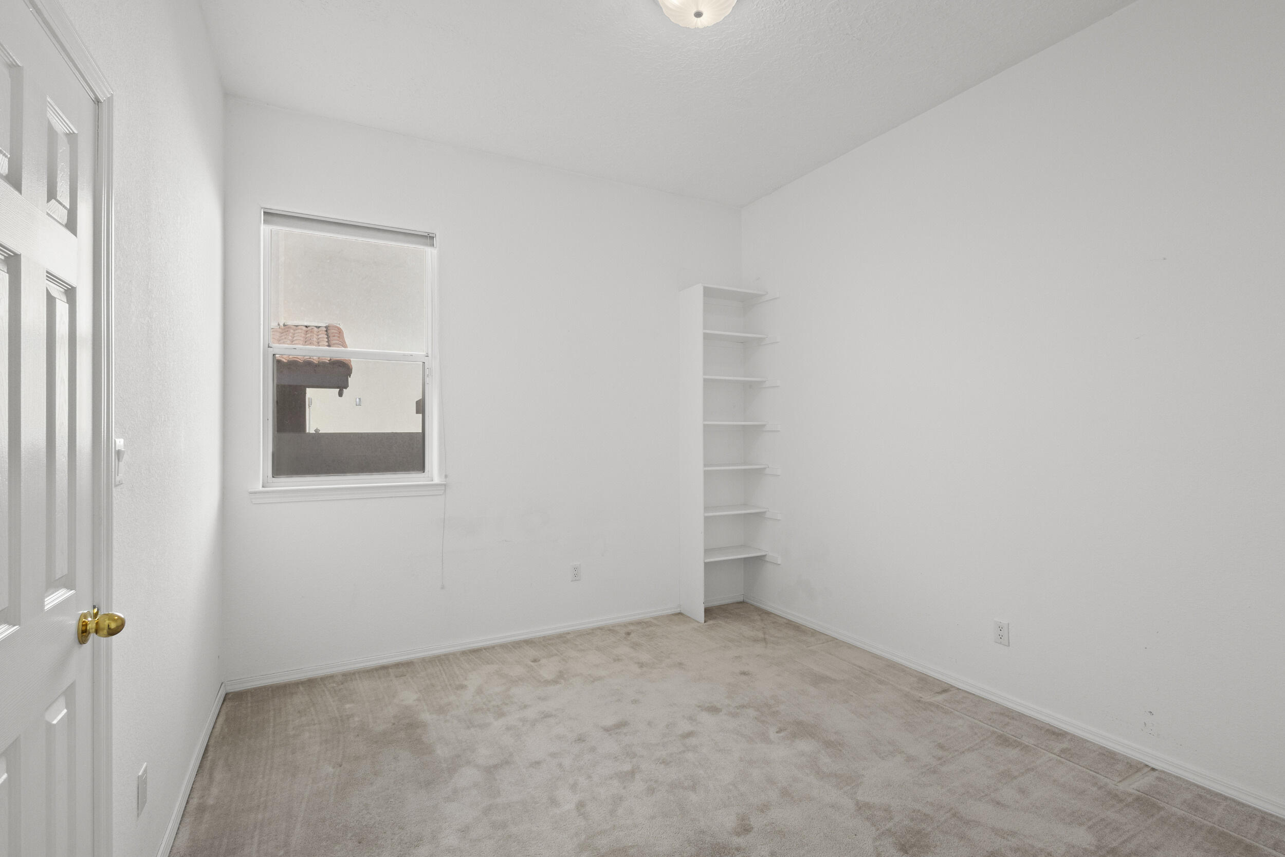 8608 Tierra Bonita Place NE