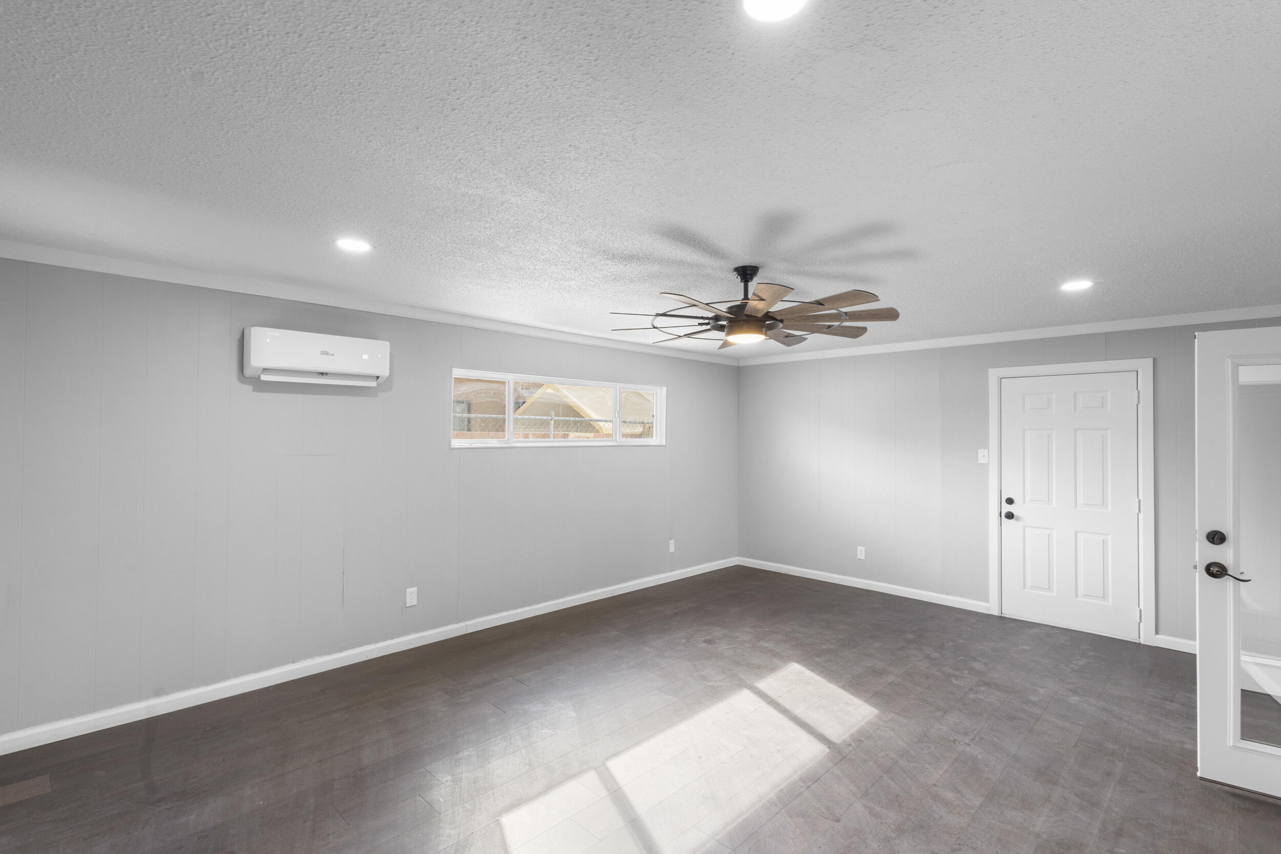 402 DOLORES Drive SW