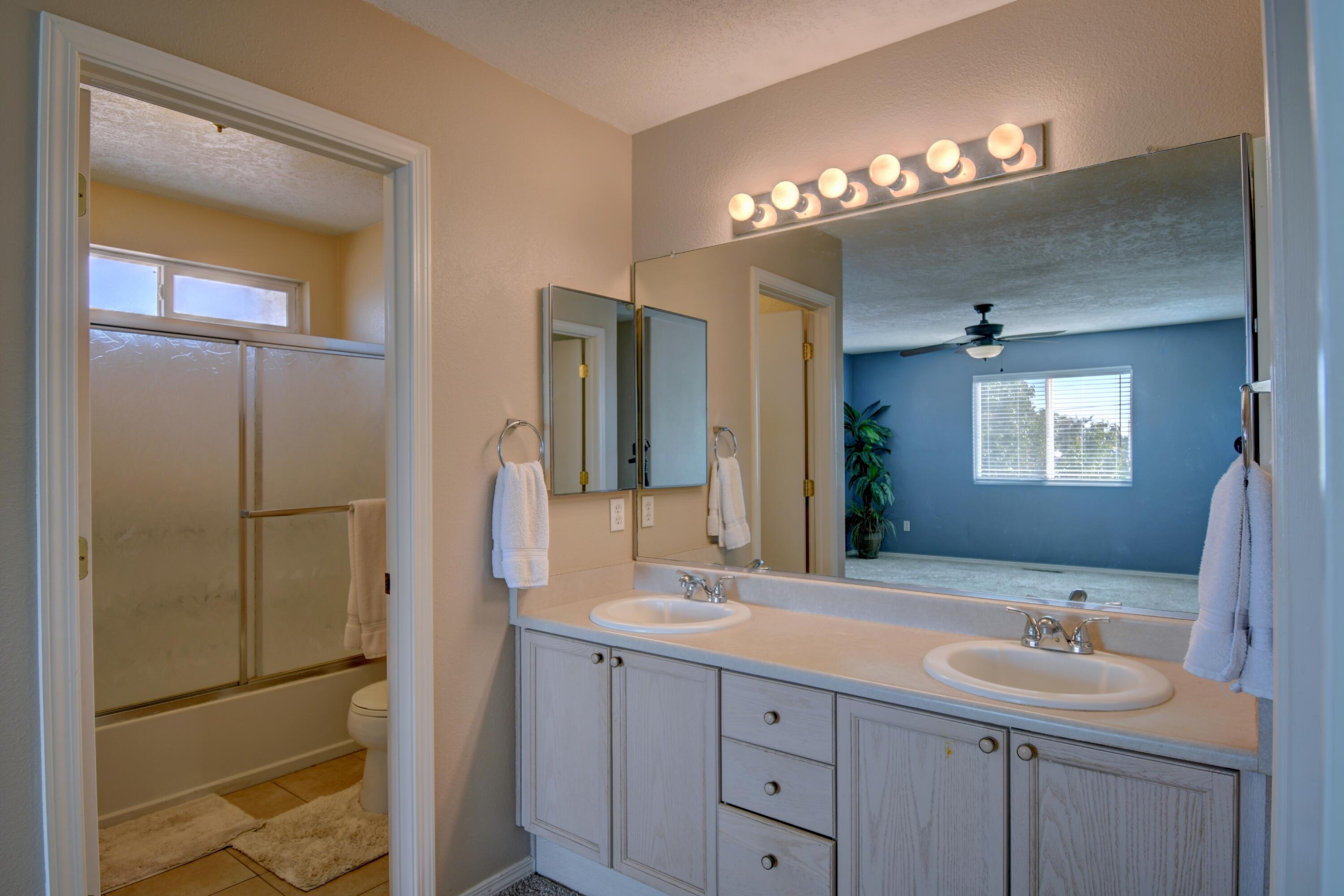 9000 JASPER Drive NE