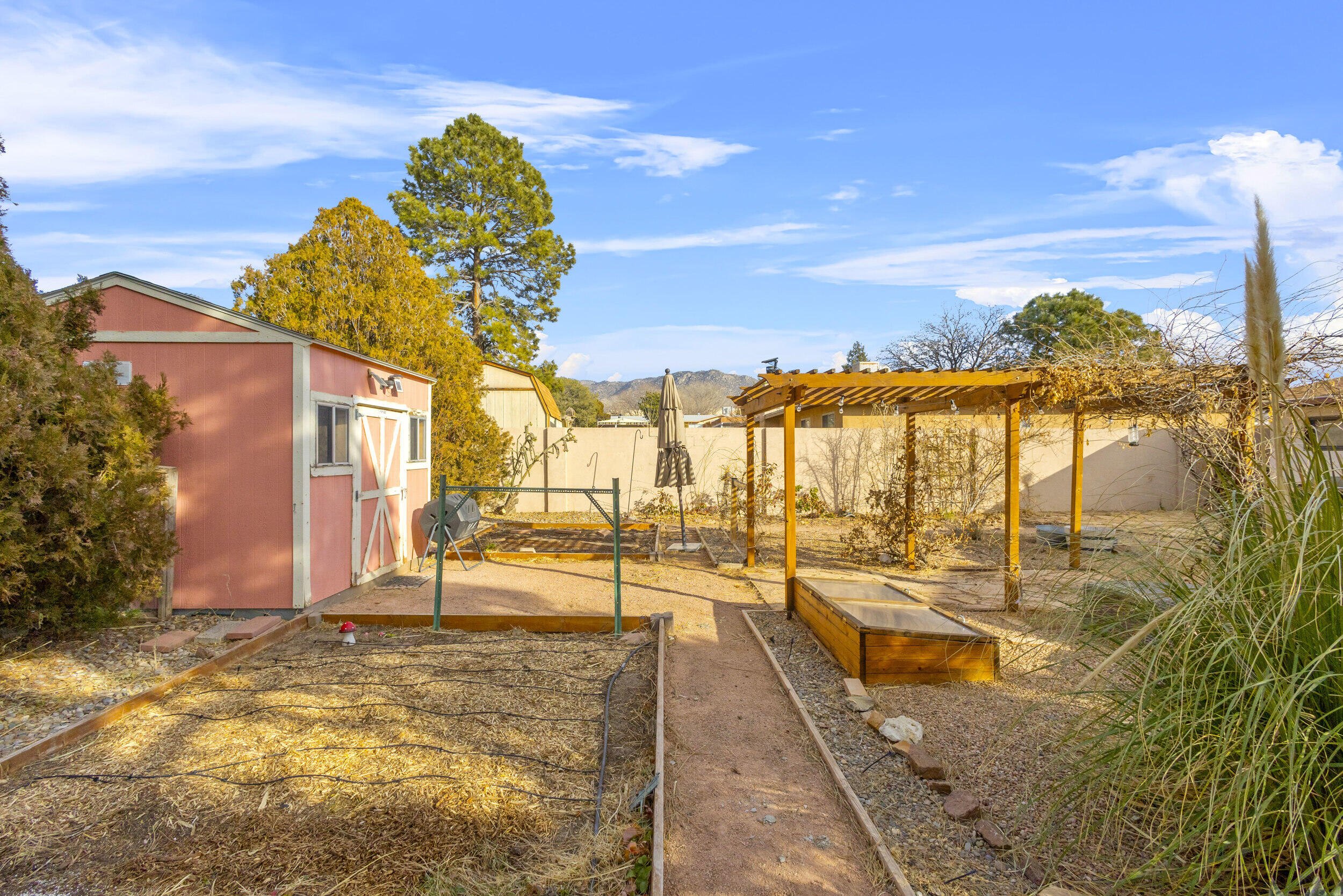 12505 MOUNTAIN Road NE