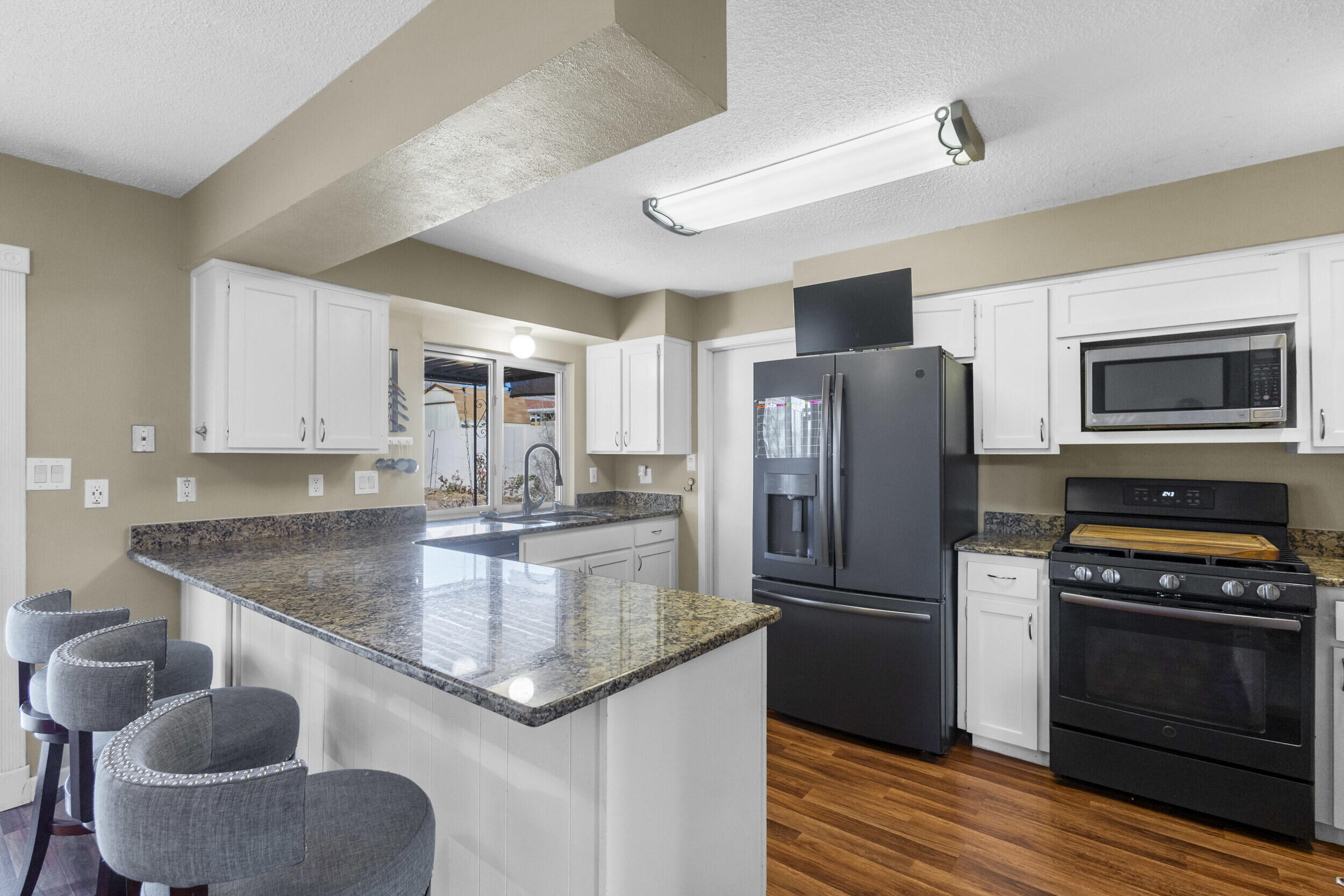 12505 MOUNTAIN Road NE