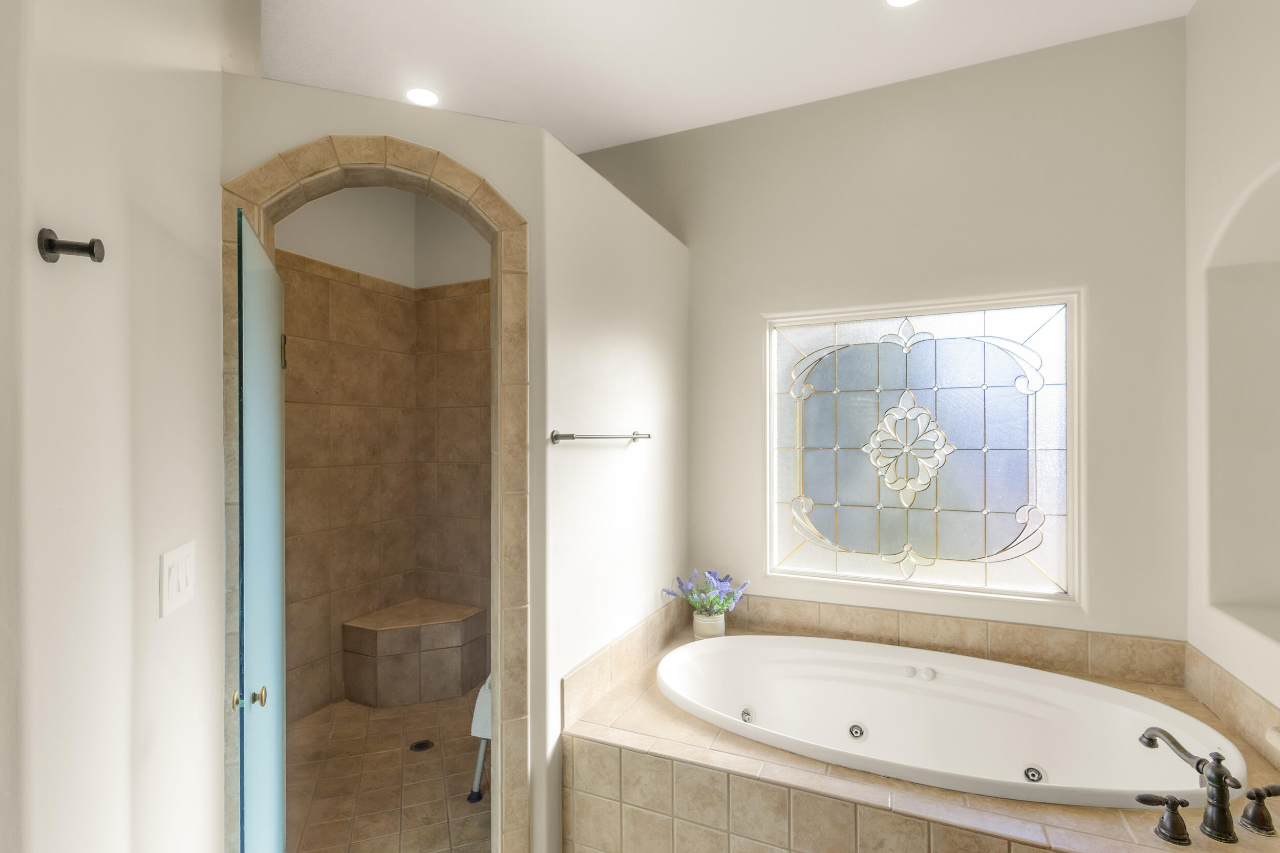 11211 AMMAN Avenue NE