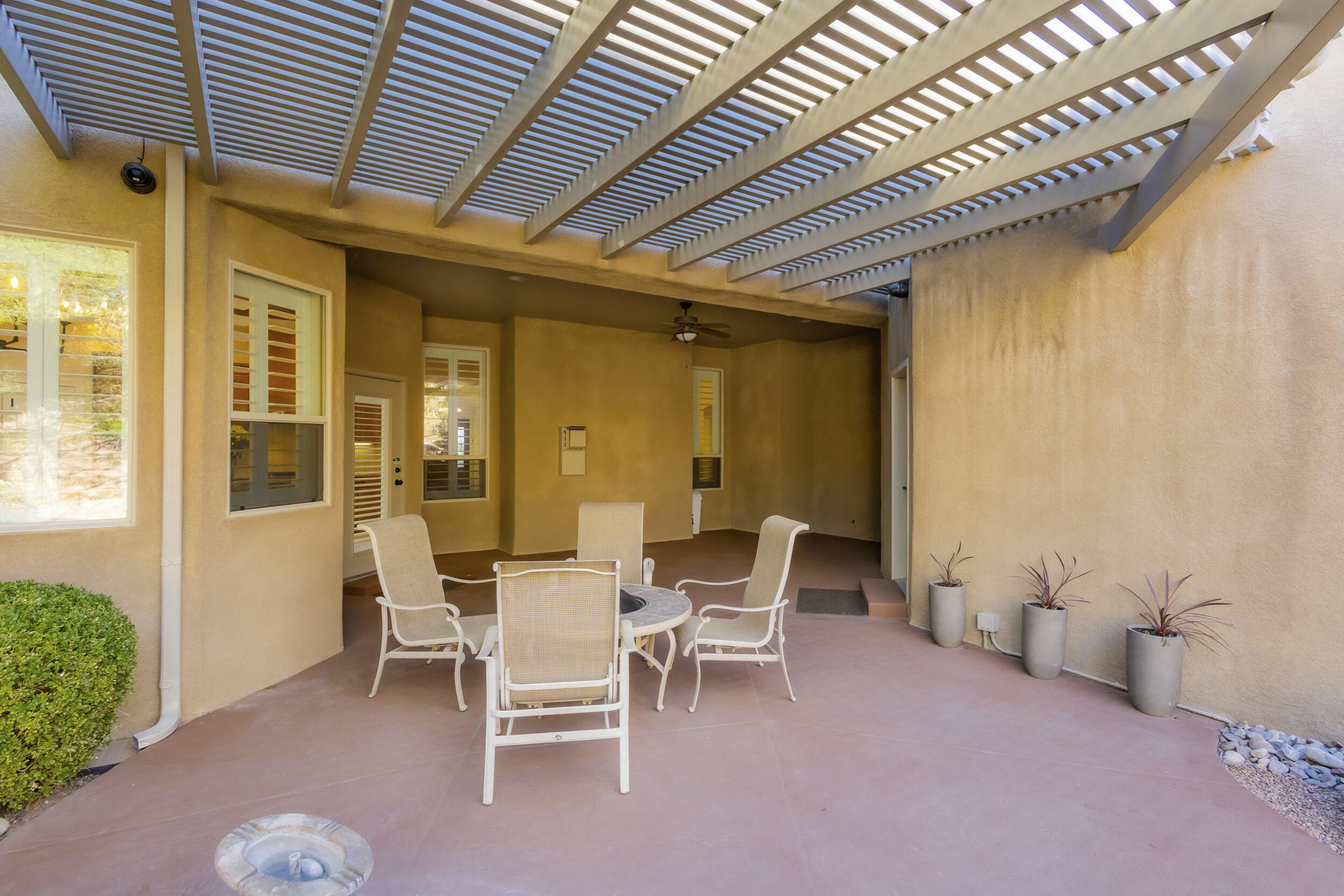 11211 AMMAN Avenue NE