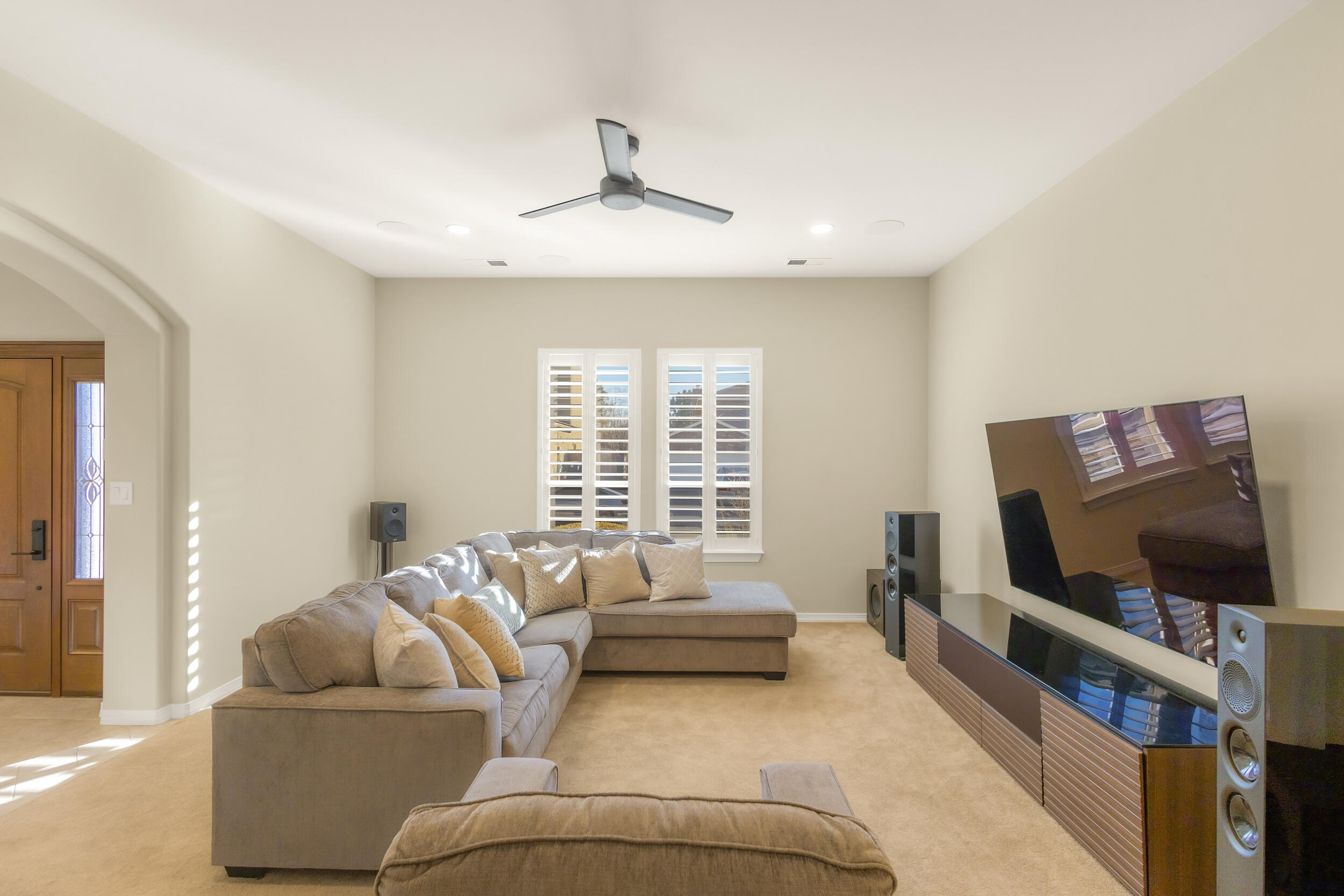 11211 AMMAN Avenue NE