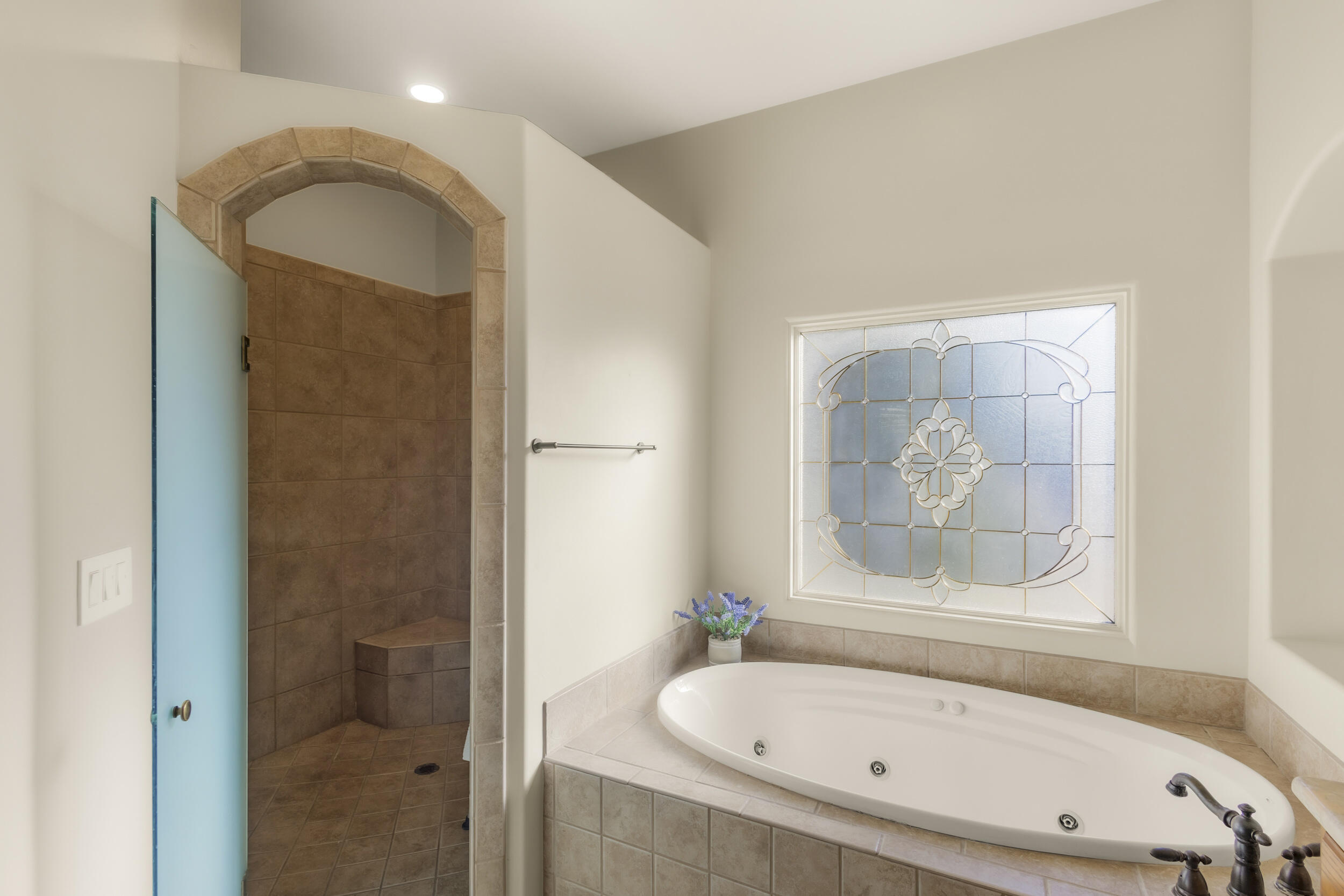 11211 AMMAN Avenue NE