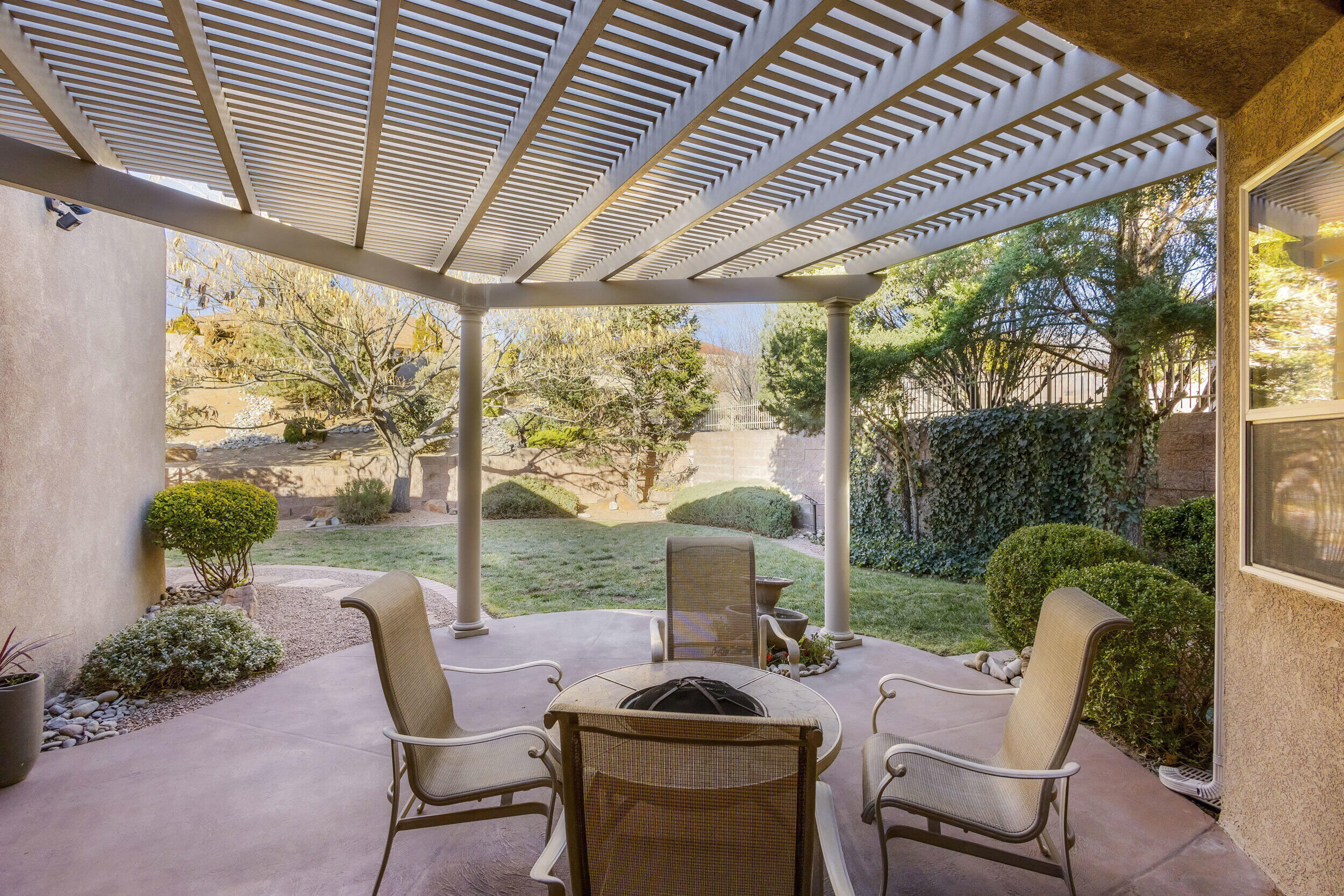 11211 AMMAN Avenue NE