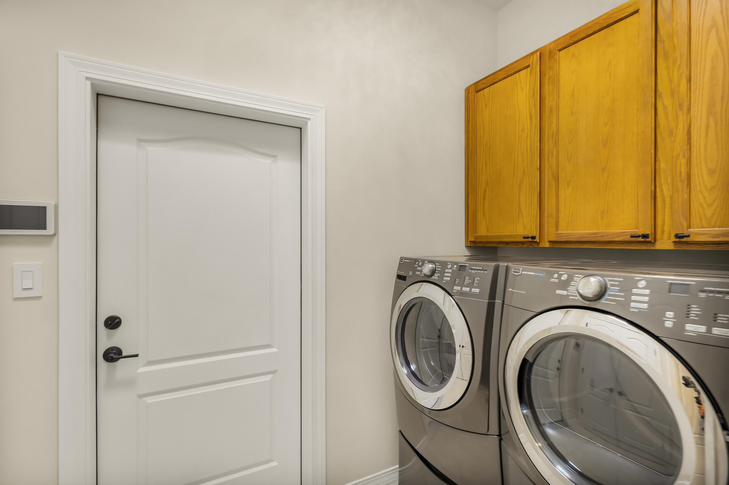 11211 AMMAN Avenue NE