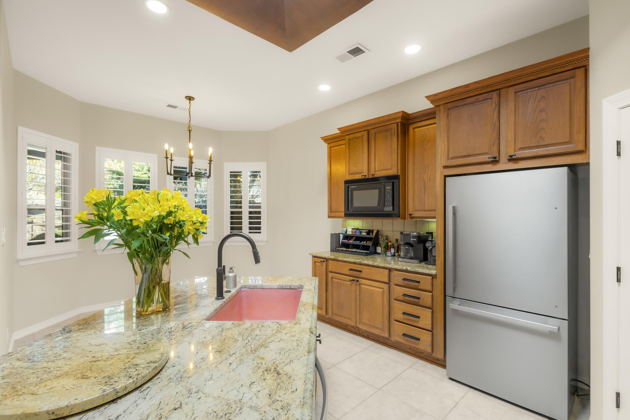 11211 AMMAN Avenue NE