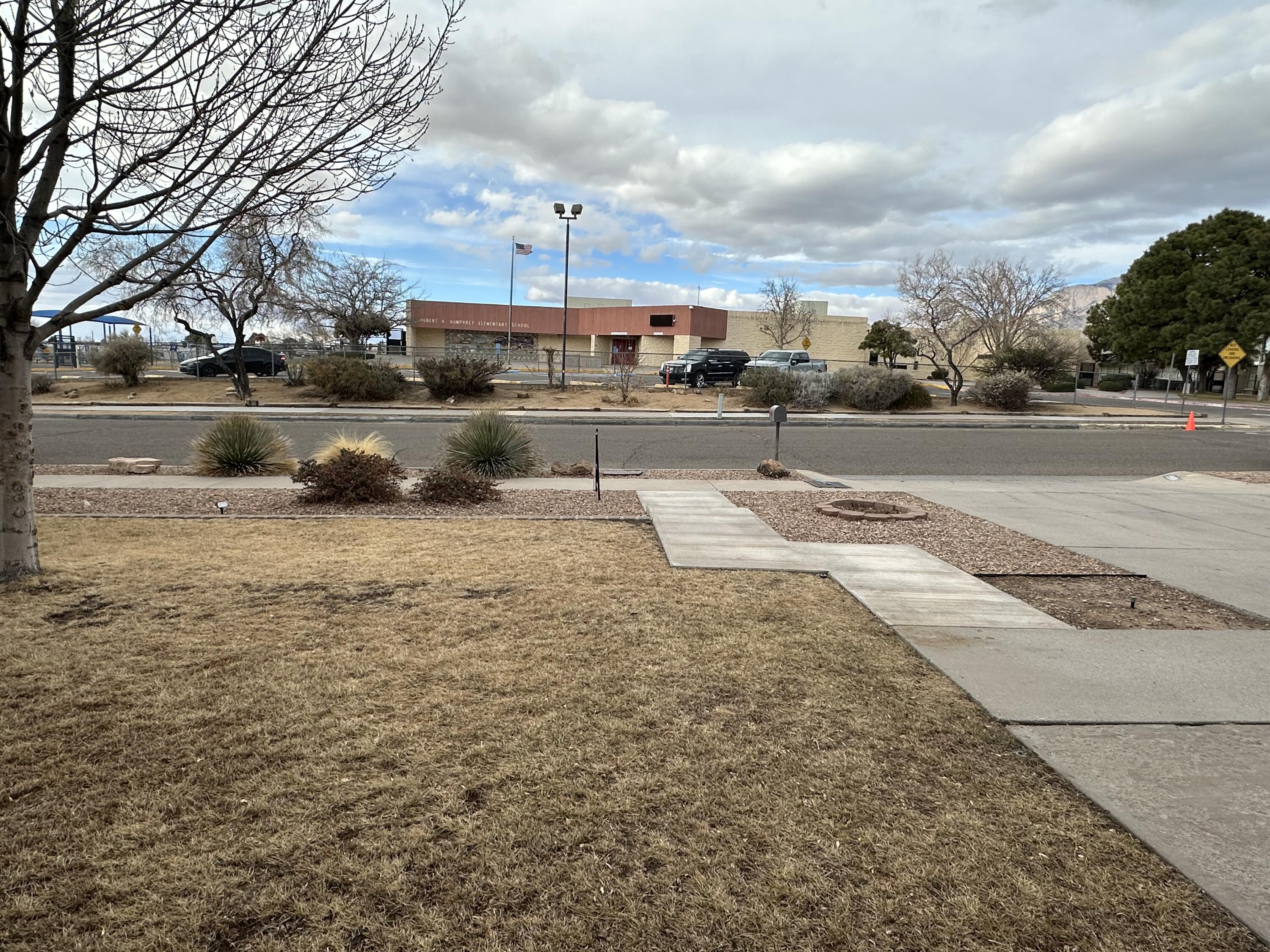 9908 ACADEMY HILLS Drive NE