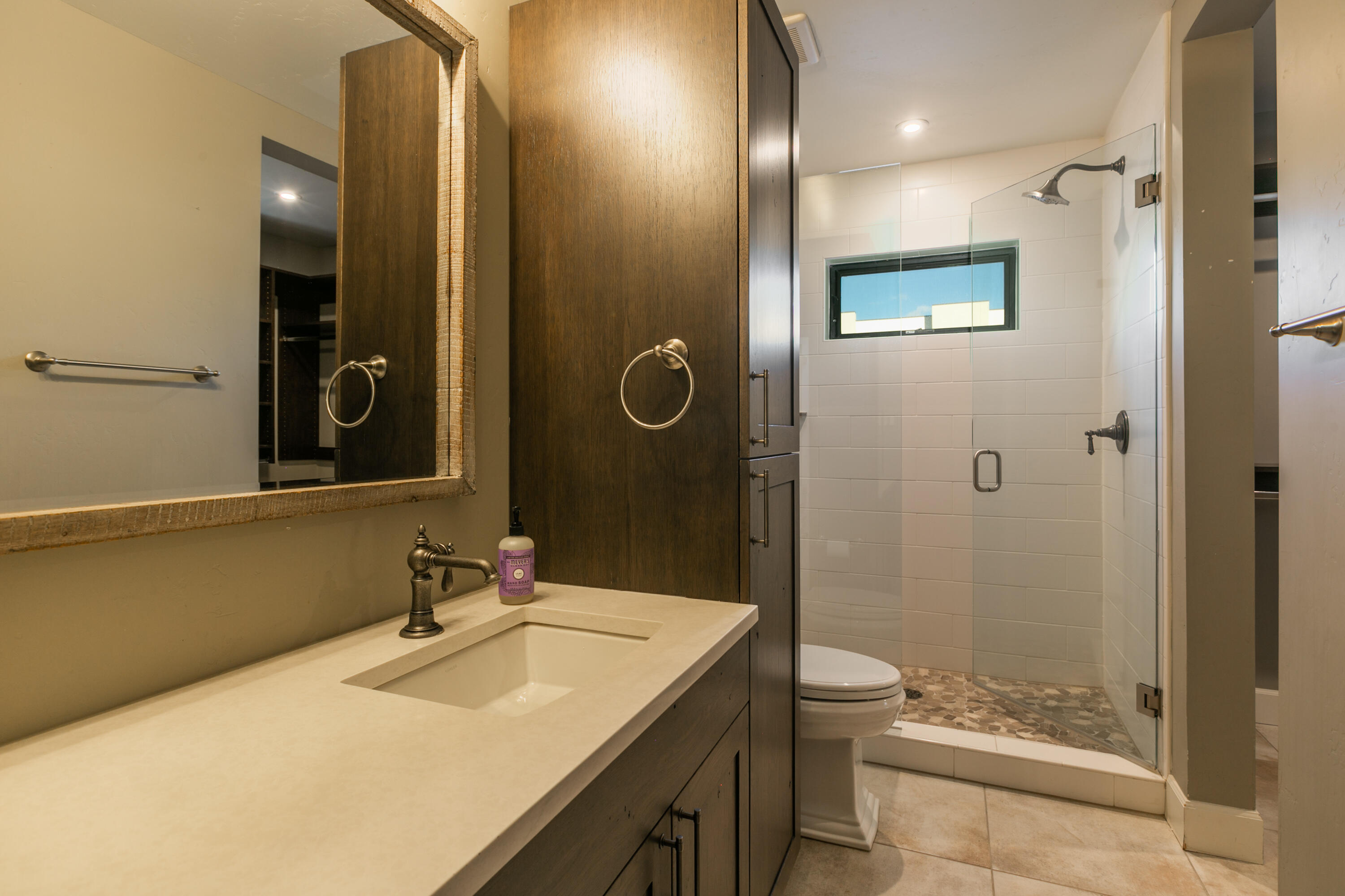 8828 SILVER OAK Lane NE