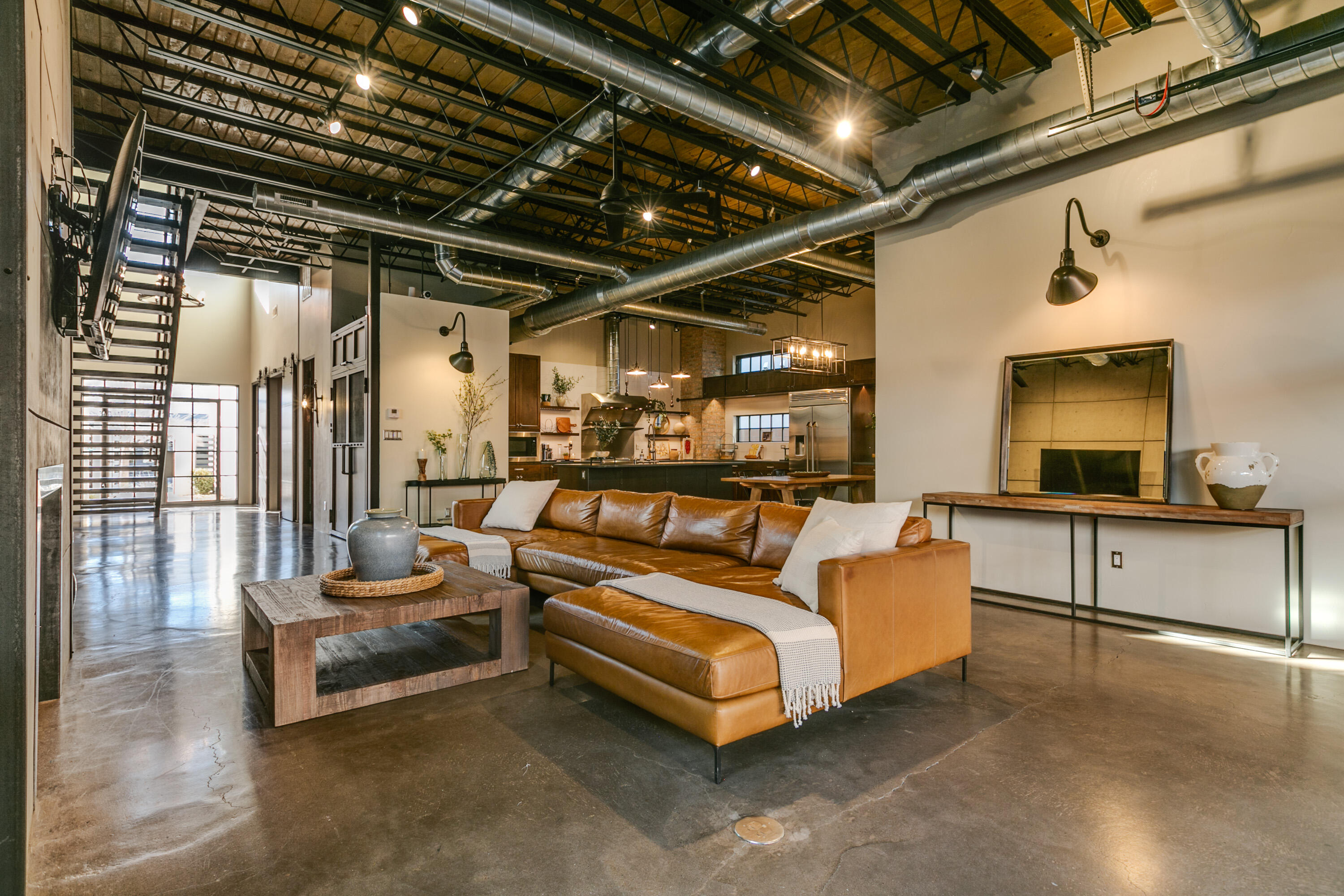 8828 SILVER OAK Lane NE