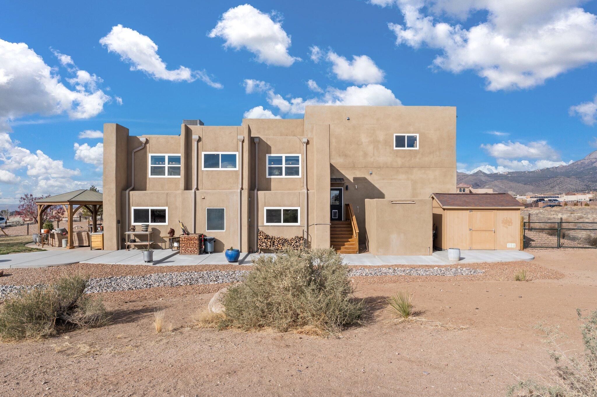 9710 SAN BERNARDINO Drive NE