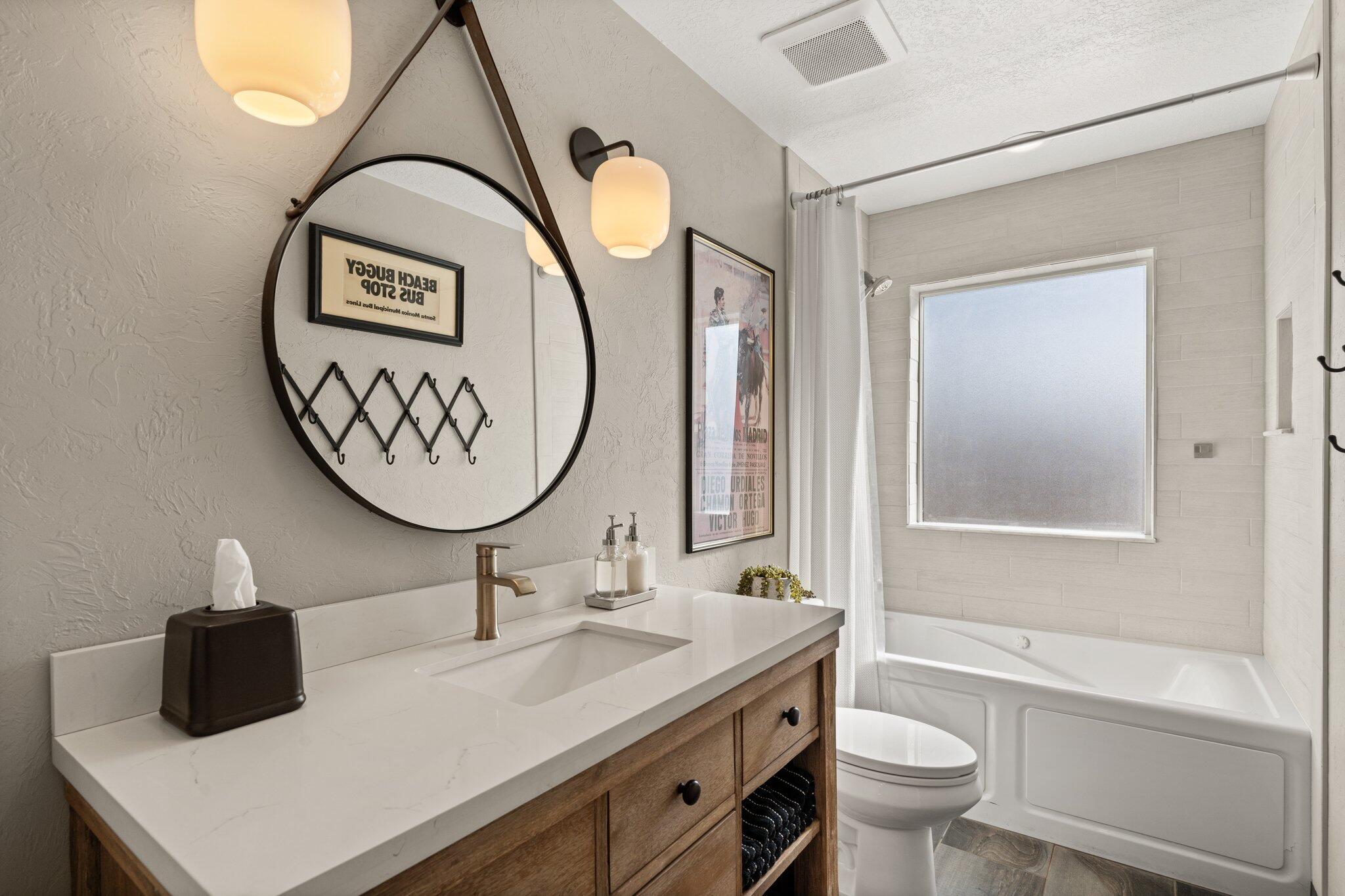 9710 SAN BERNARDINO Drive NE