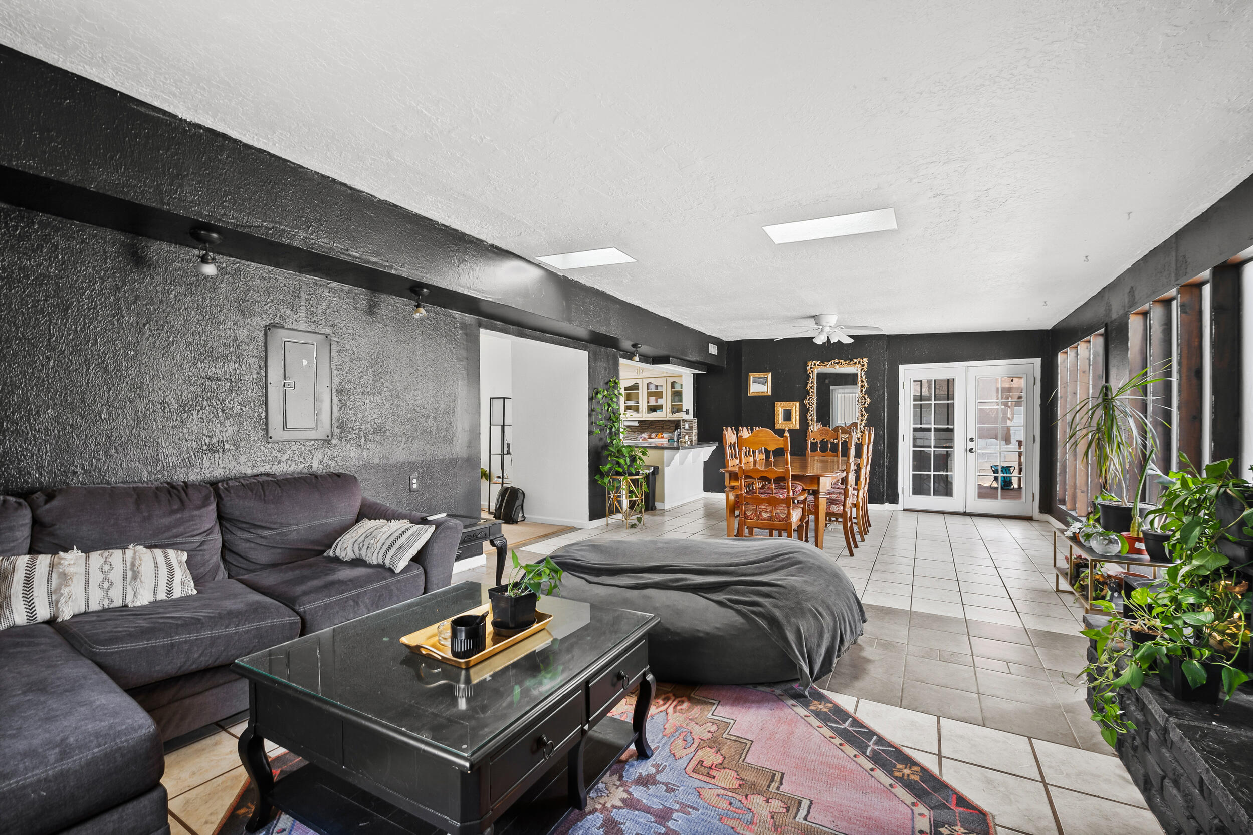 4113 PALO DURO Avenue NE