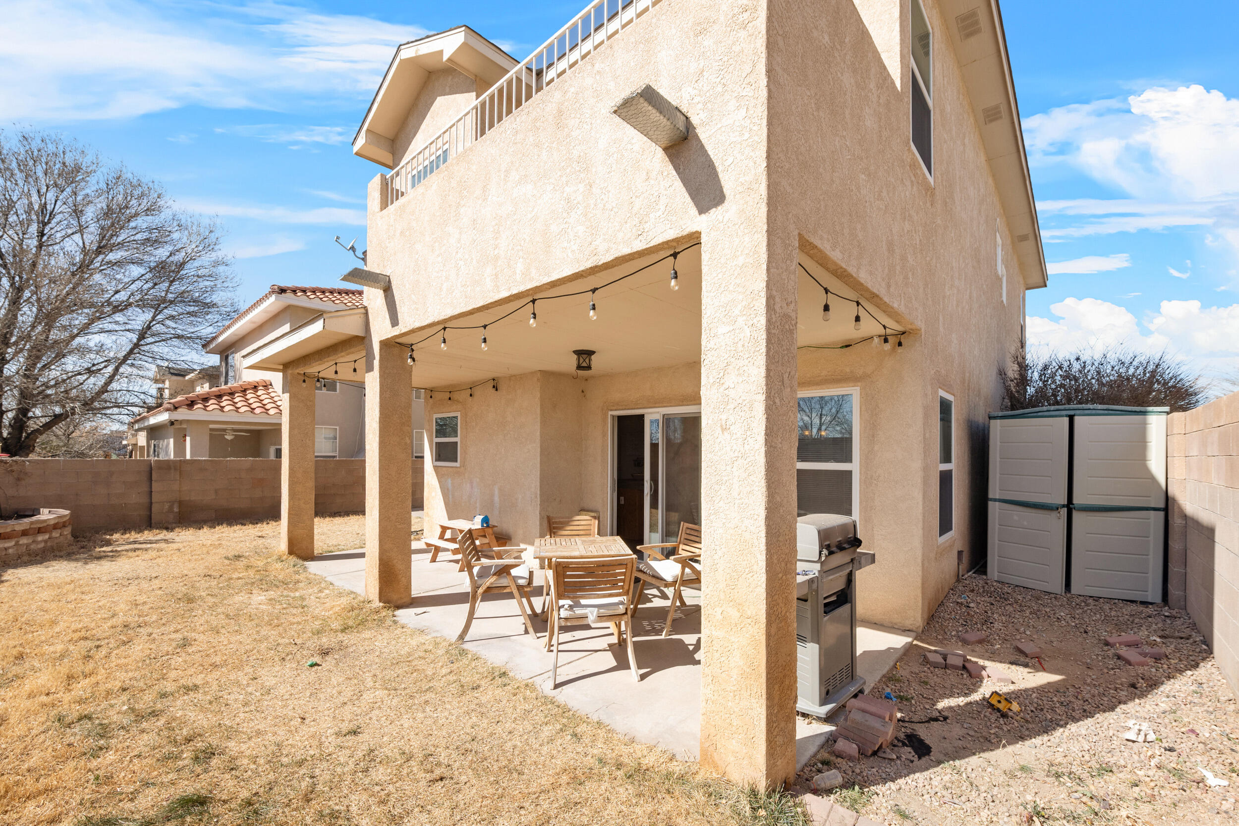 7328 PEREGRINE Road NE