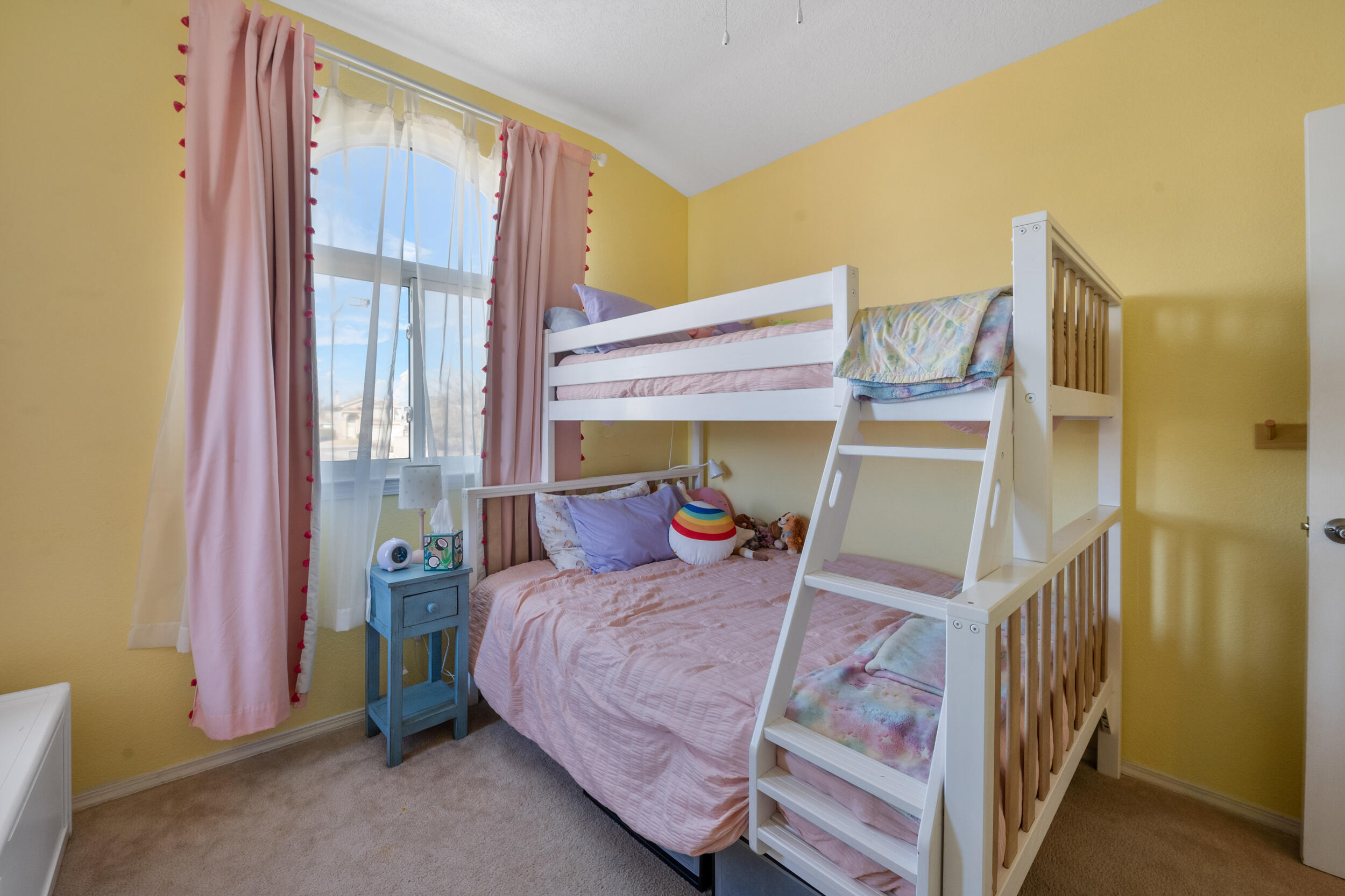 7328 PEREGRINE Road NE