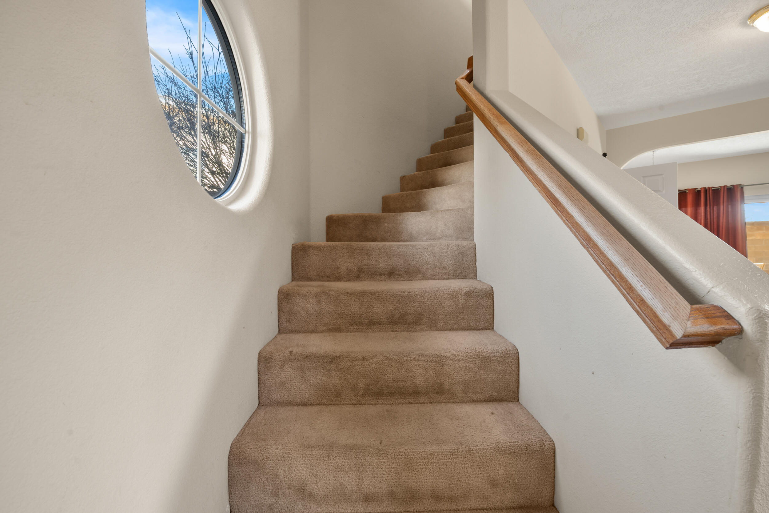 7328 PEREGRINE Road NE